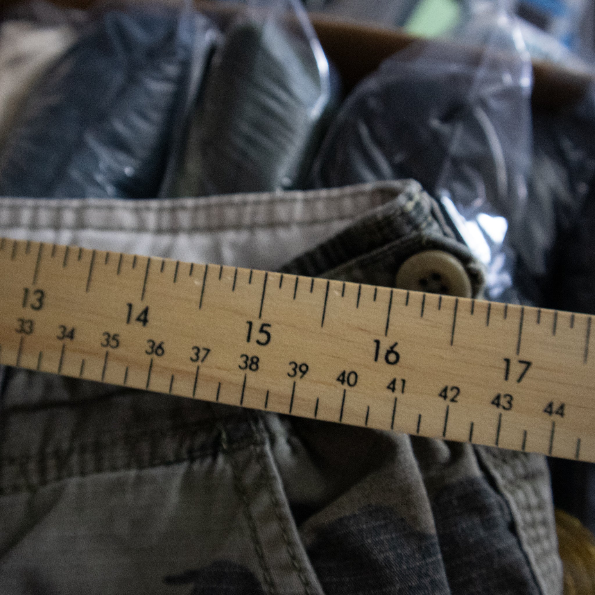 Billabong Camo Cargo Shorts / 32