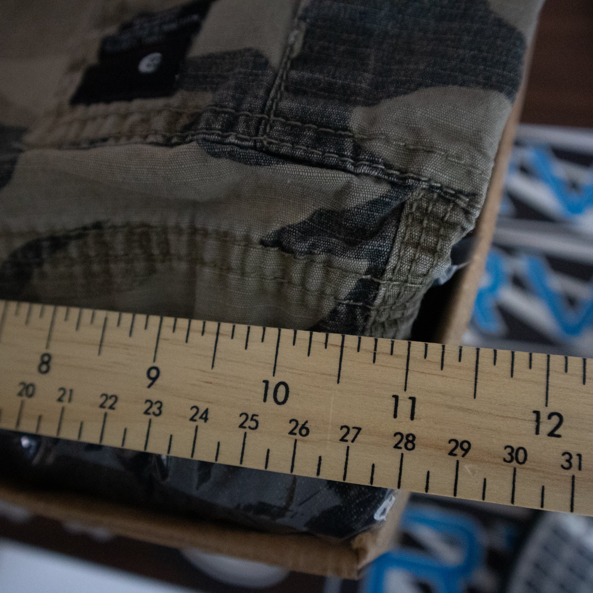Billabong Camo Cargo Shorts / 32