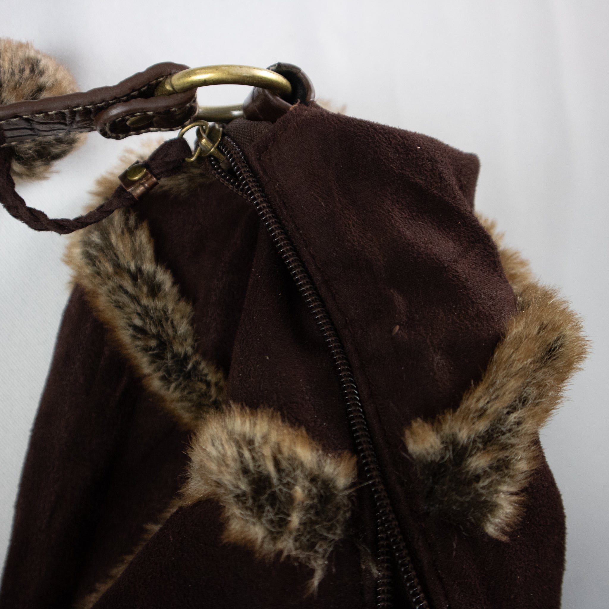 Faux Fur Trim Hand Bag / OS