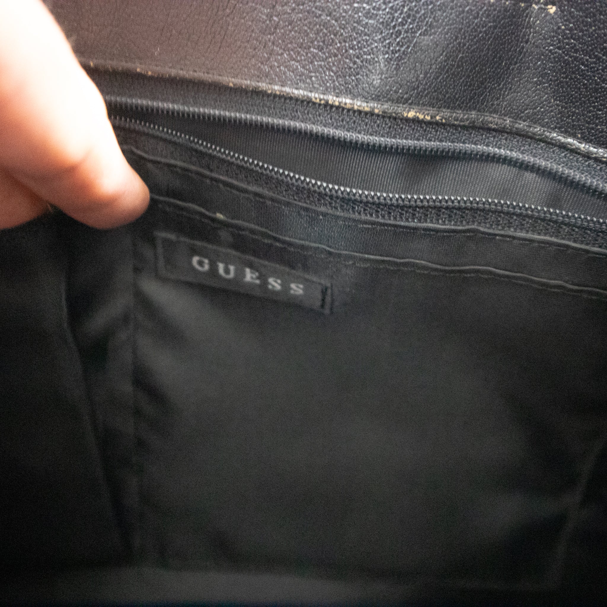 Guess Logo Minimalist Hand Bag / OS
