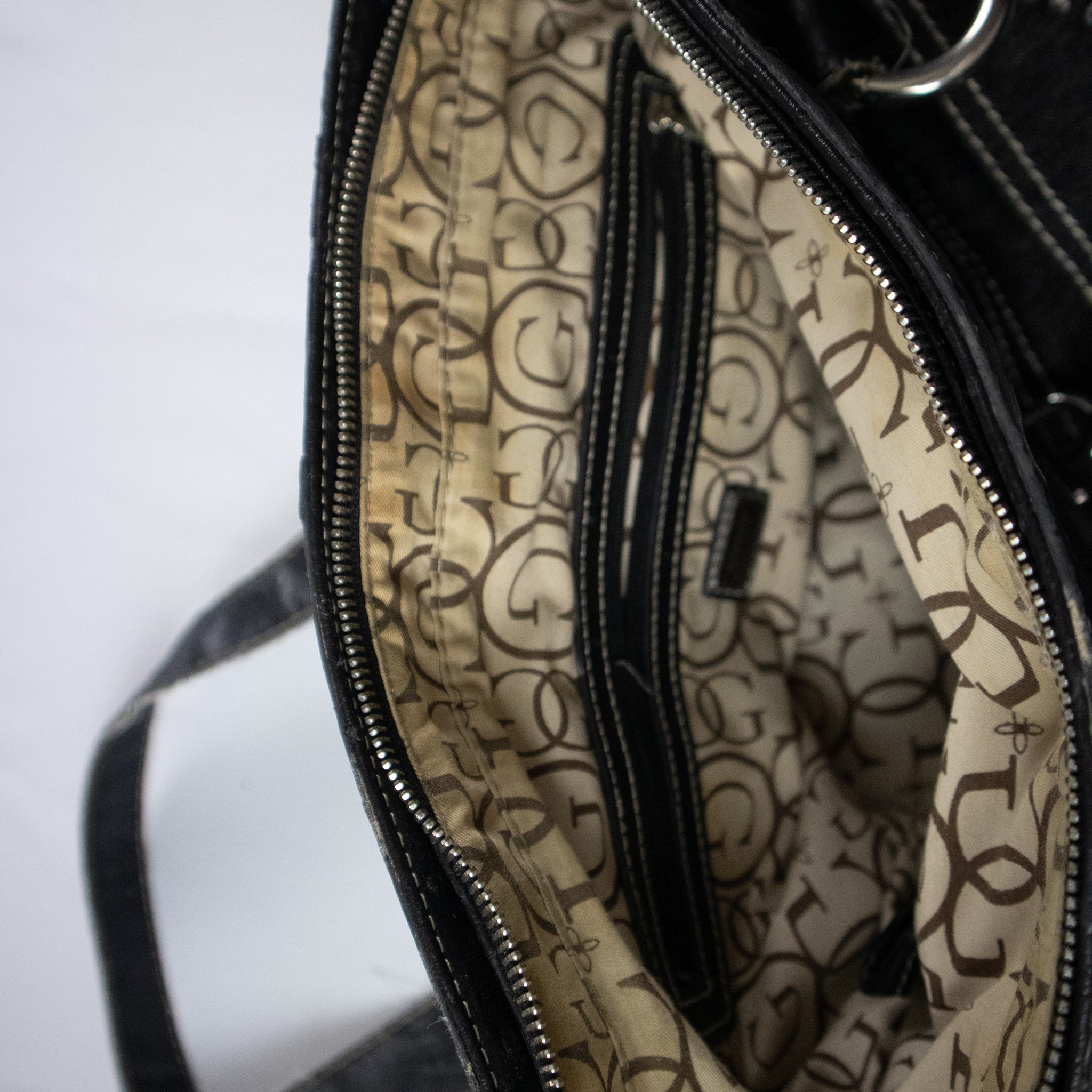 Guess Buckle Rhinestone Denim Bag / OS