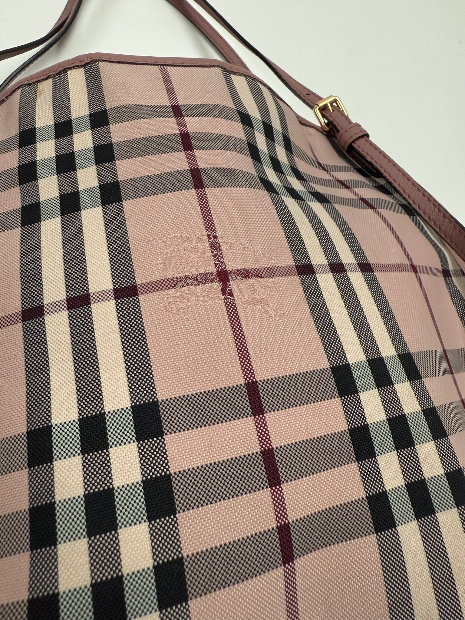 Burberry Horseferry dusty pink check tote plaid pattern