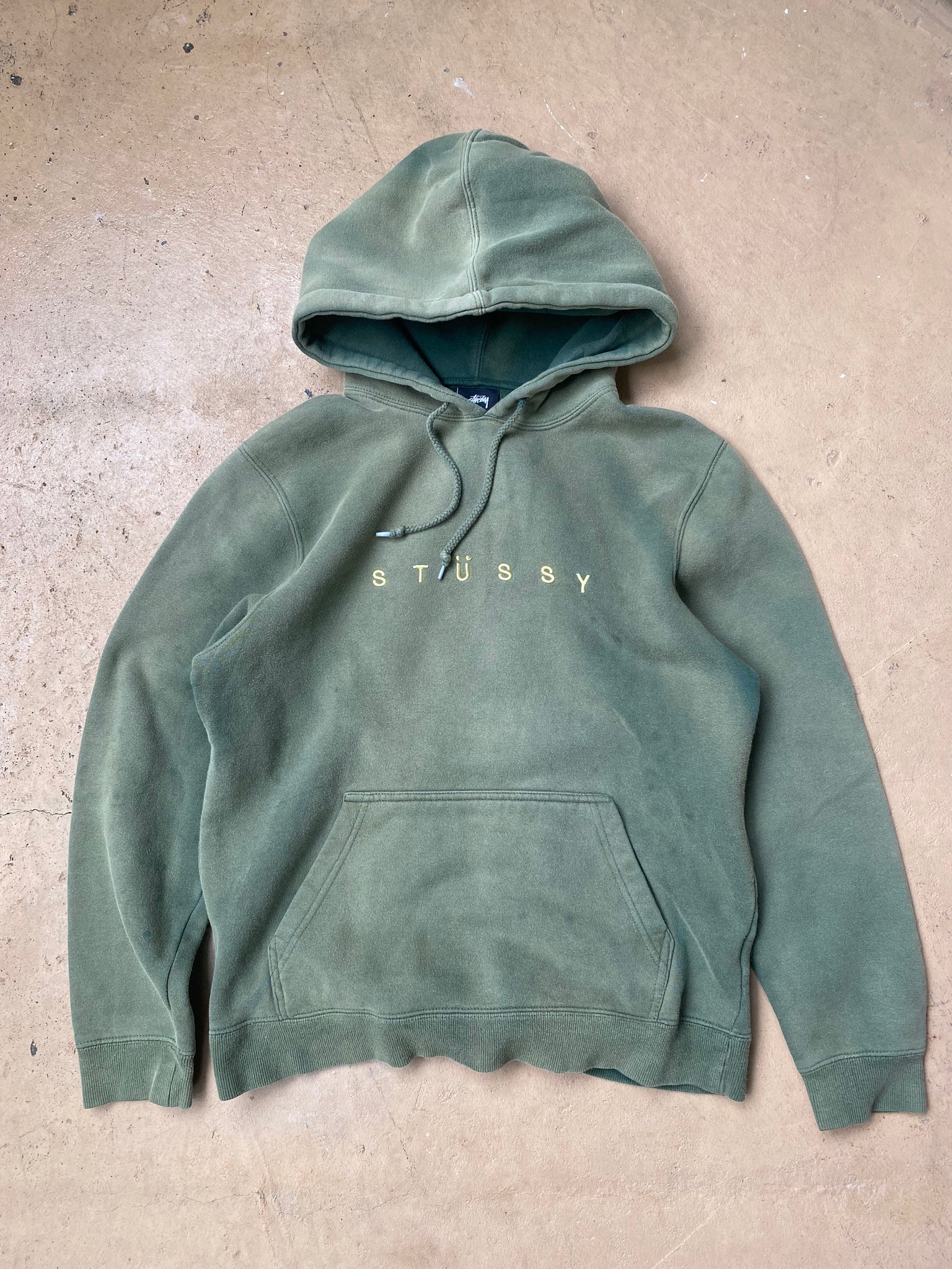 STUSSY GREEN LOGO HOODIE / MEDIUM