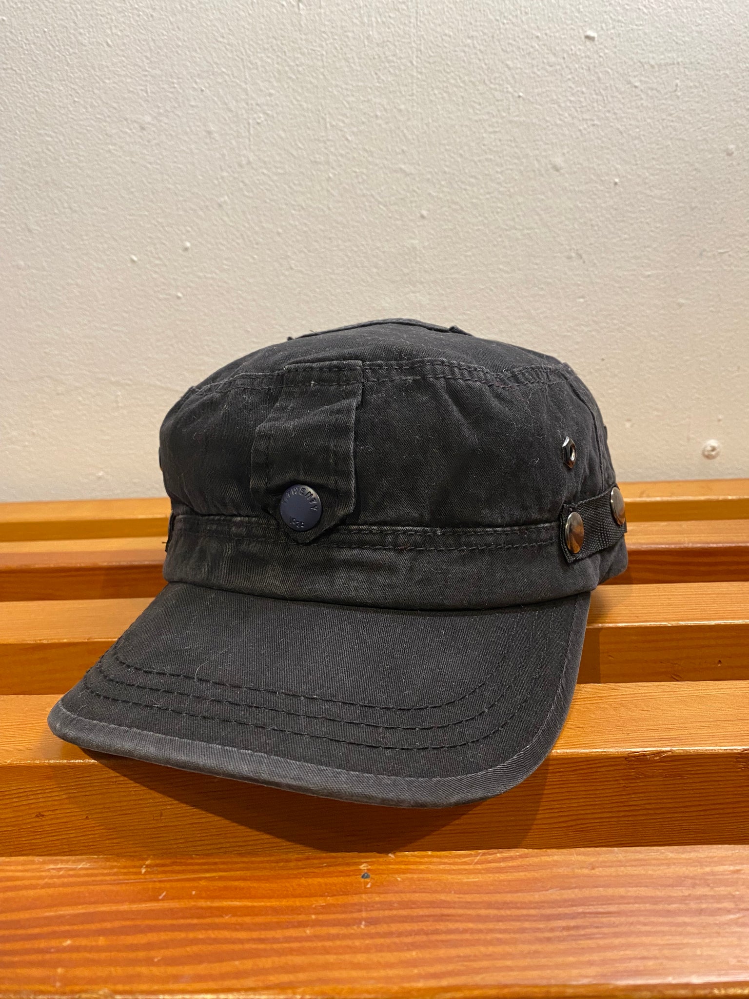 TTWENTY CADET CAP