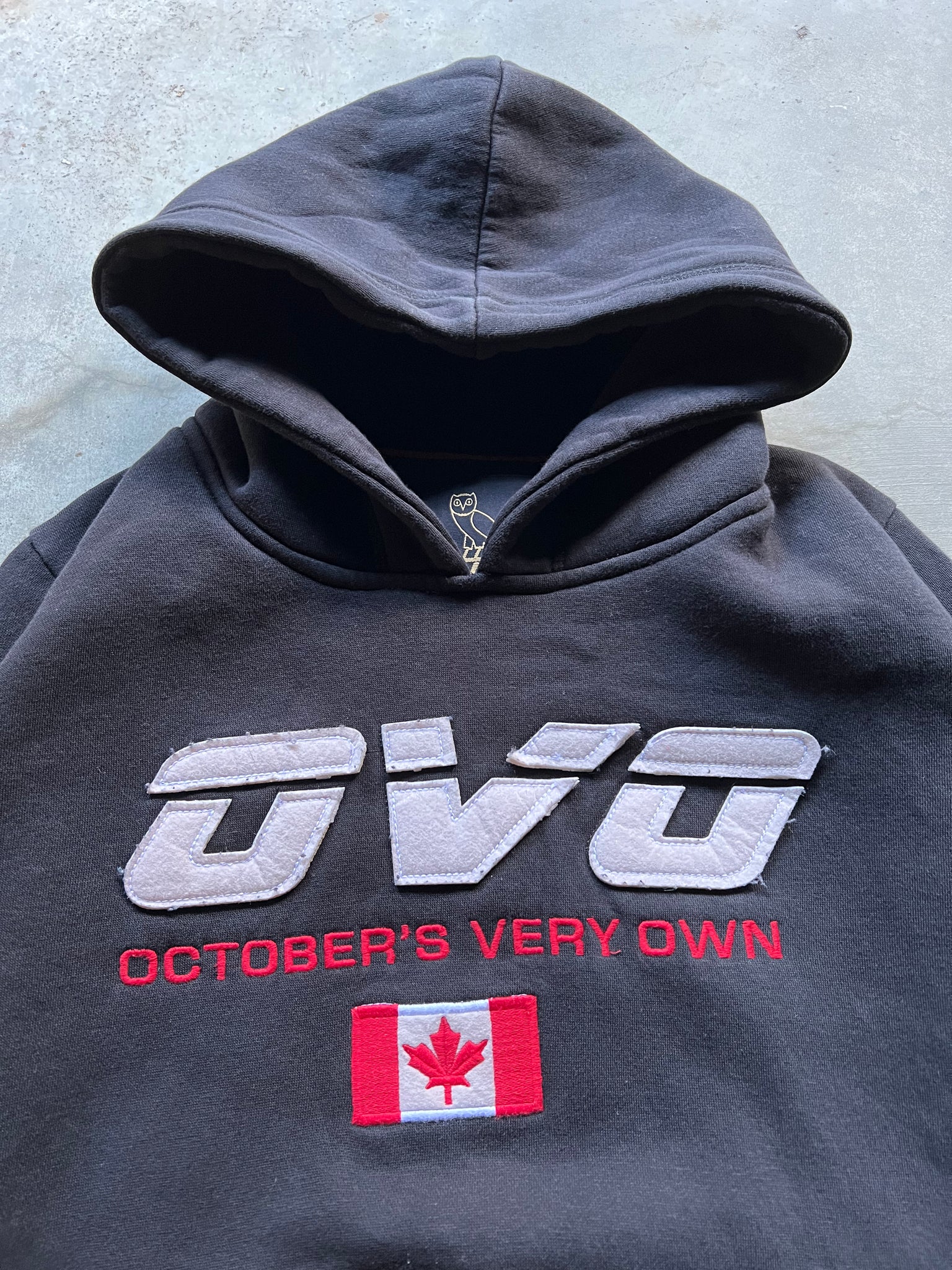 OVO CANADIAN FLAG HOODIE / MEDIUM