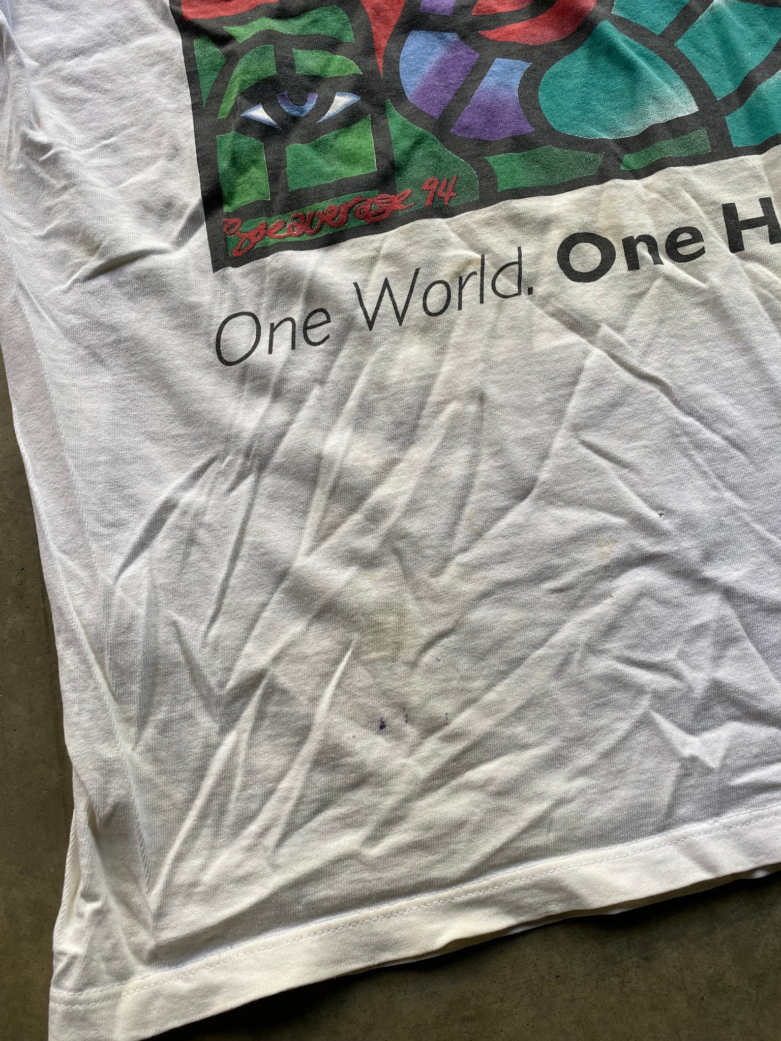 ONE WORLD ONE HOPE TSHIRT / LARGE