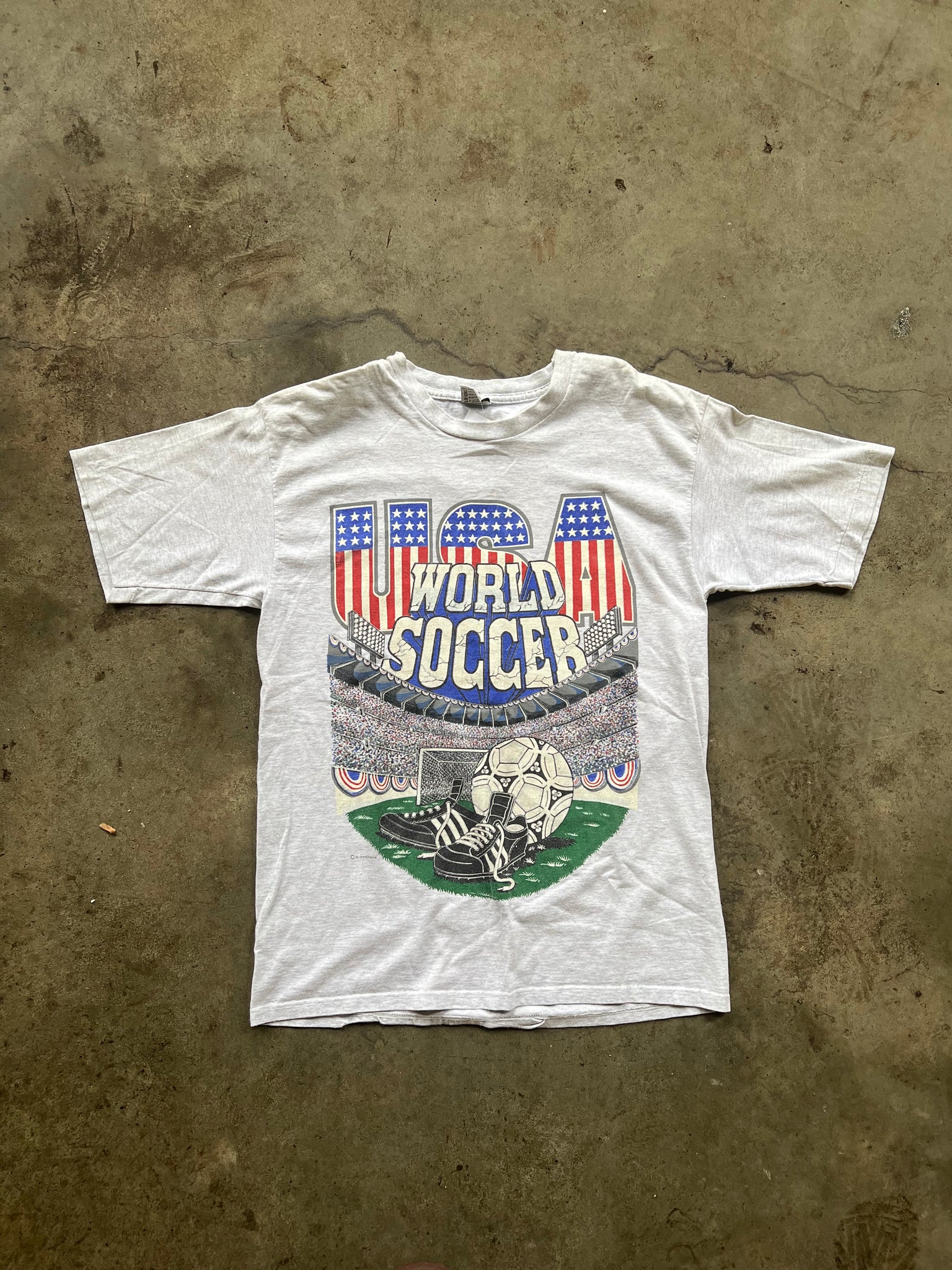 USA WORLD SOCCER TEE / LARGE