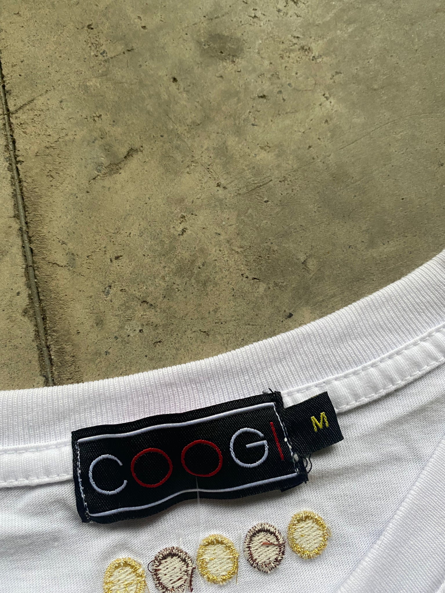 COOGIE WHITE/YELLOW TEE / MEDIUM