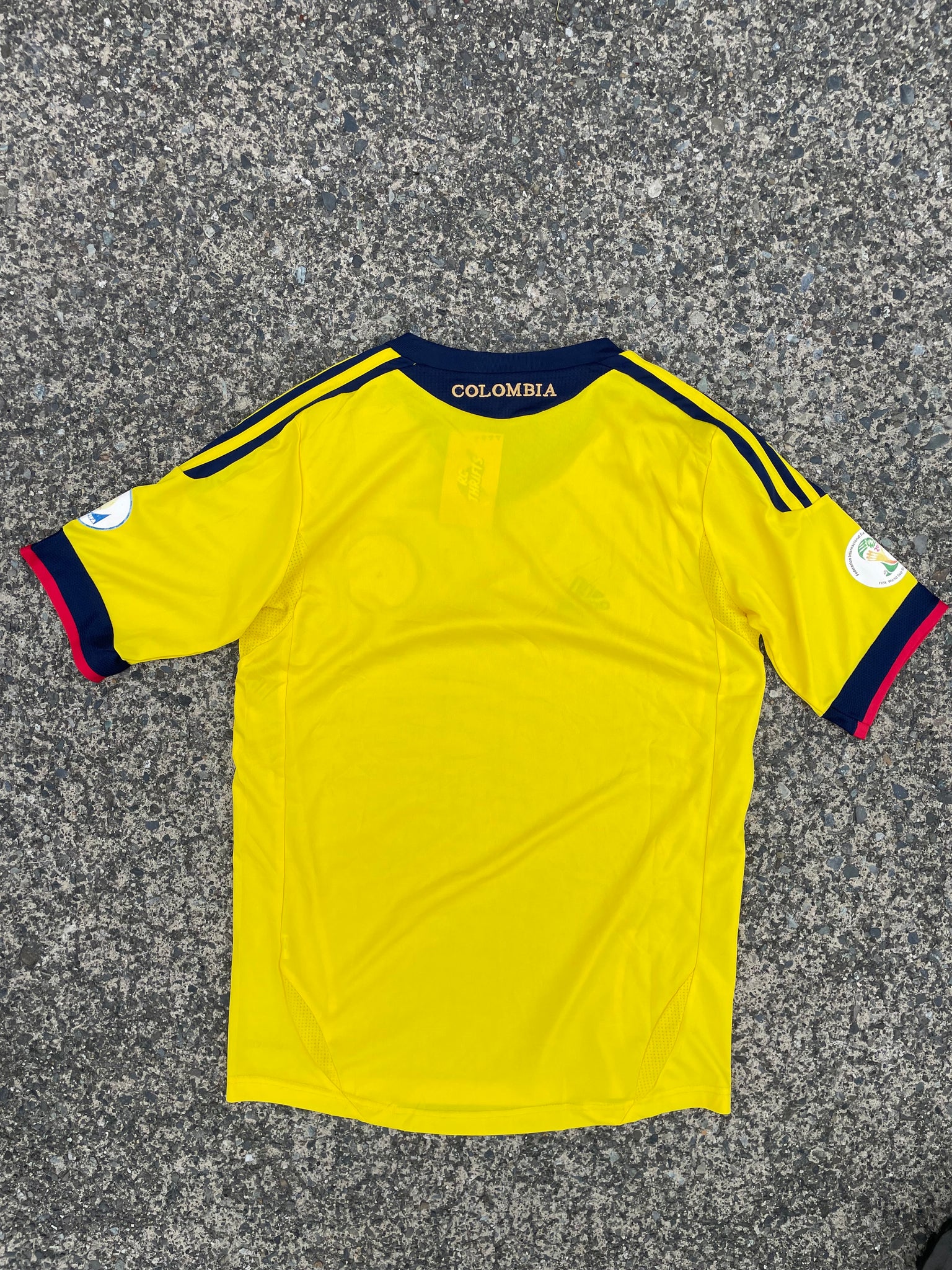 ADIDAS COLUMBIA SOCCER JERSEY / MEDIUM