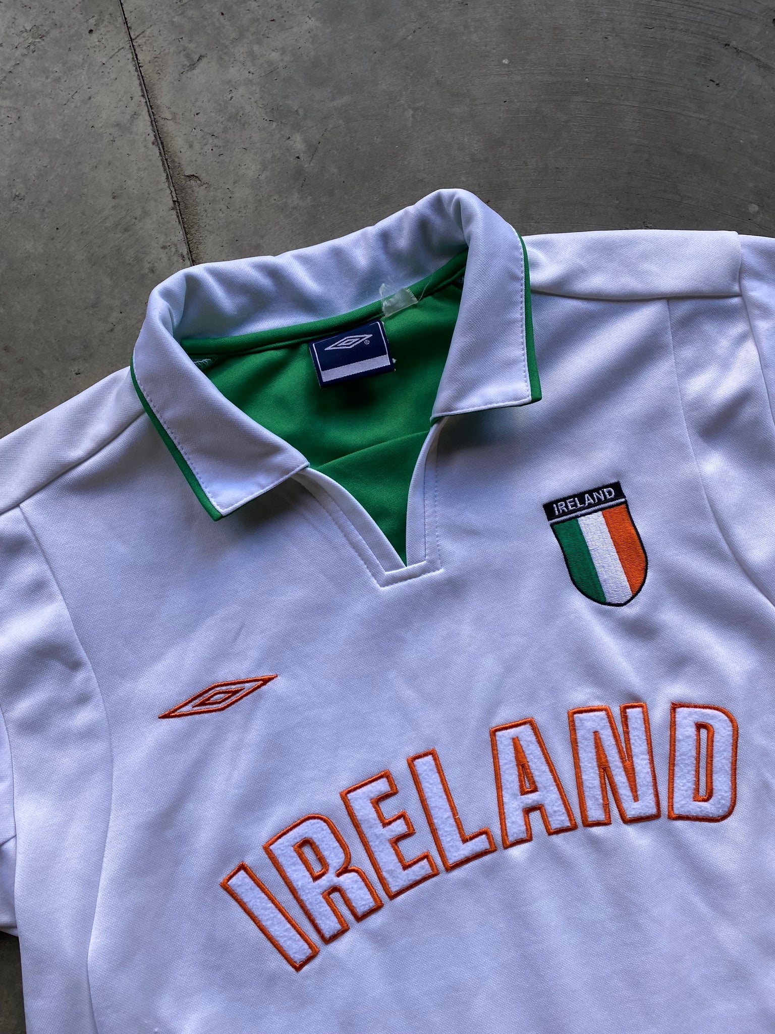 IRELAND COLLARED SOCCER KIT / SMALL