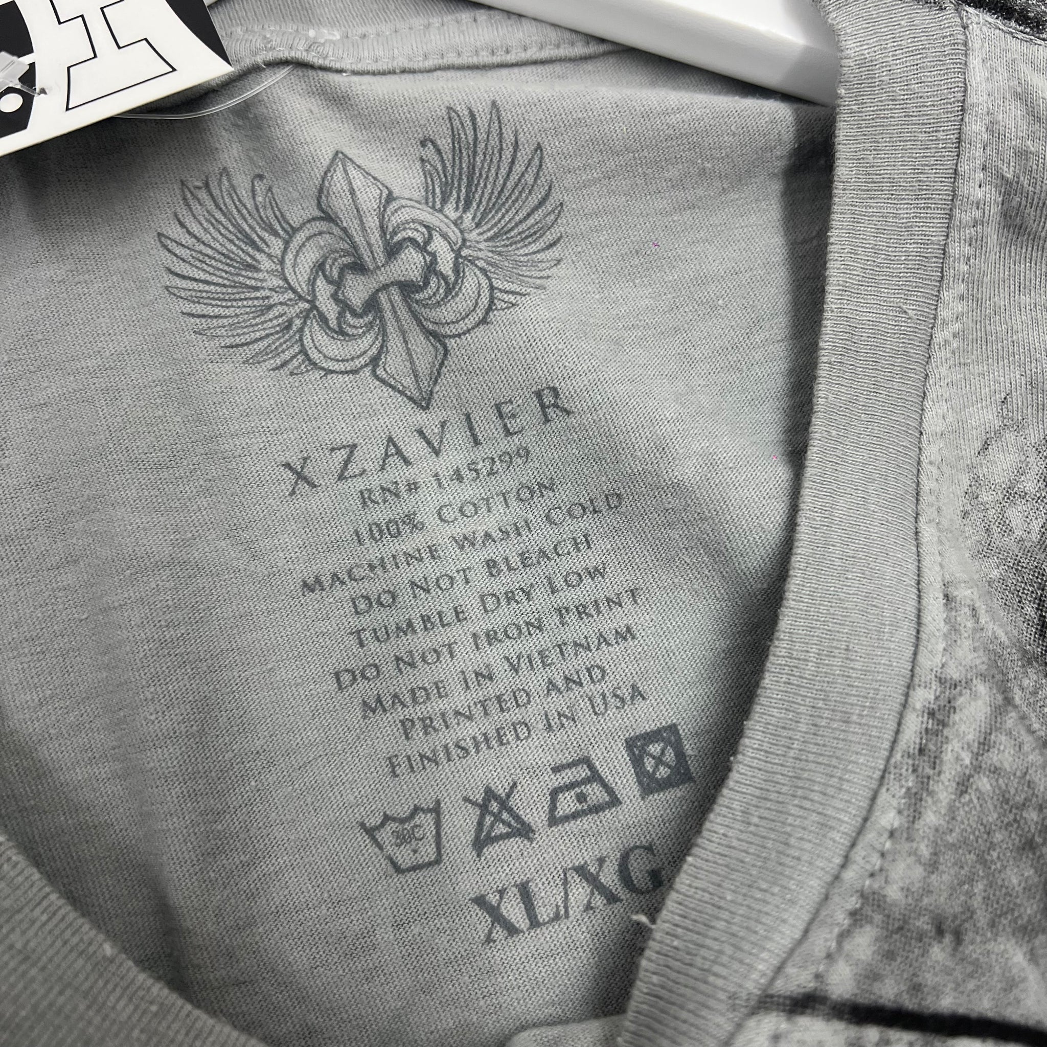 Grunge Y2K Distressed Affliction Xtreme Couture Ed Hardy Vancouver Streetwear Vancouver Vintage Cross Angel Harley Davidson FLame Metal Mulisha Quiksilver