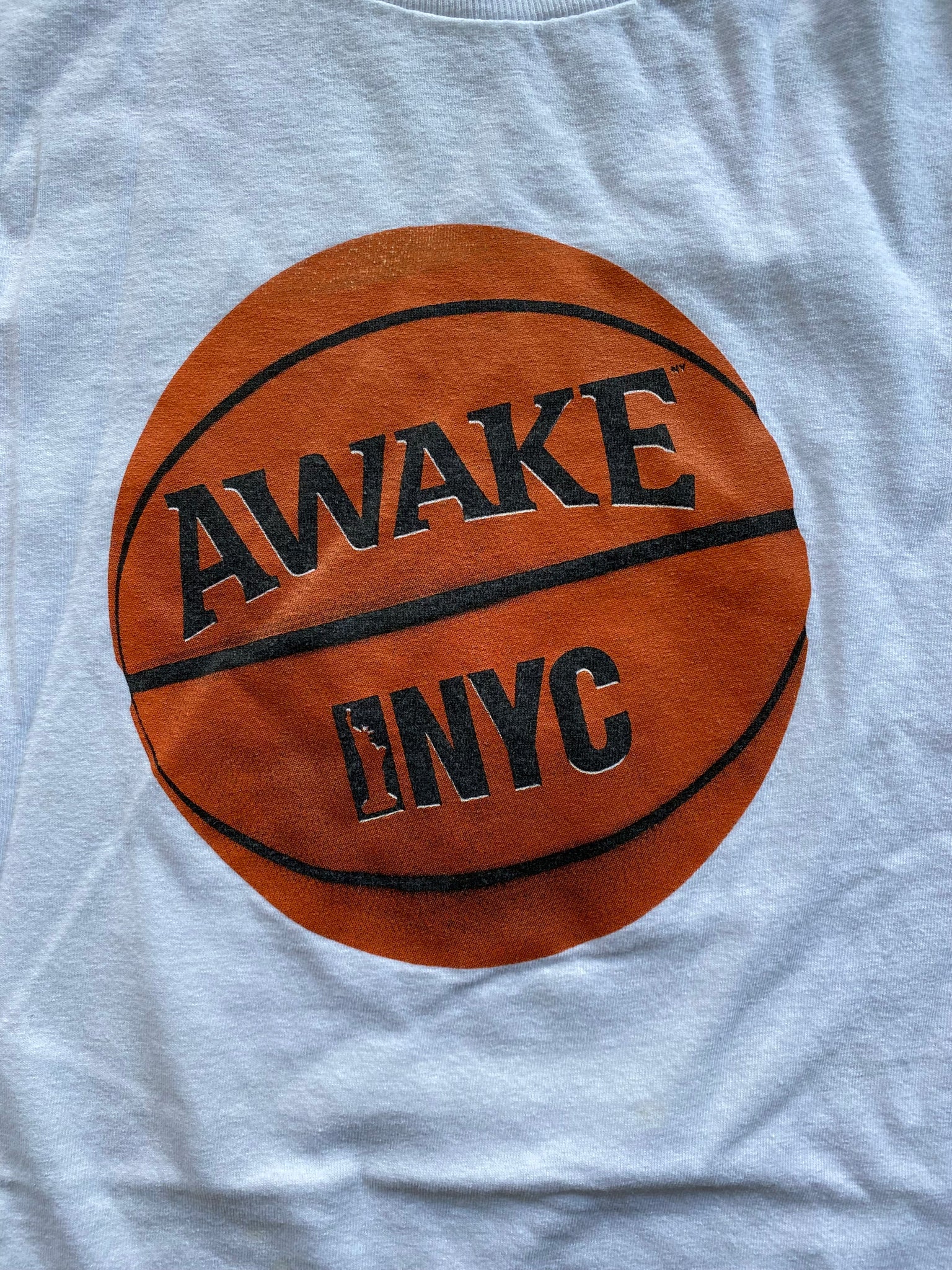 AWAKE NYC BASKETBALL TSHIRT / LARGE