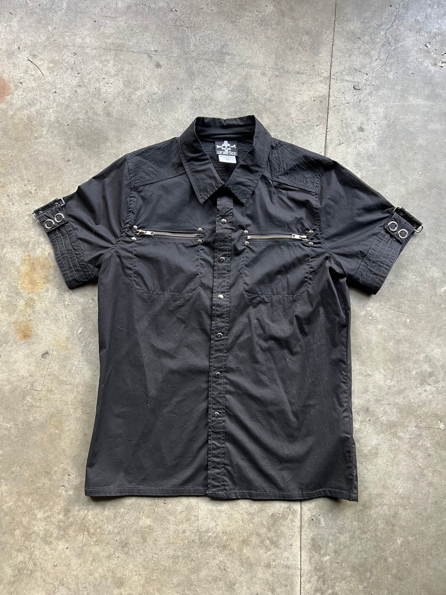 LIP SERVICE BUTTONUP / MEDIUM