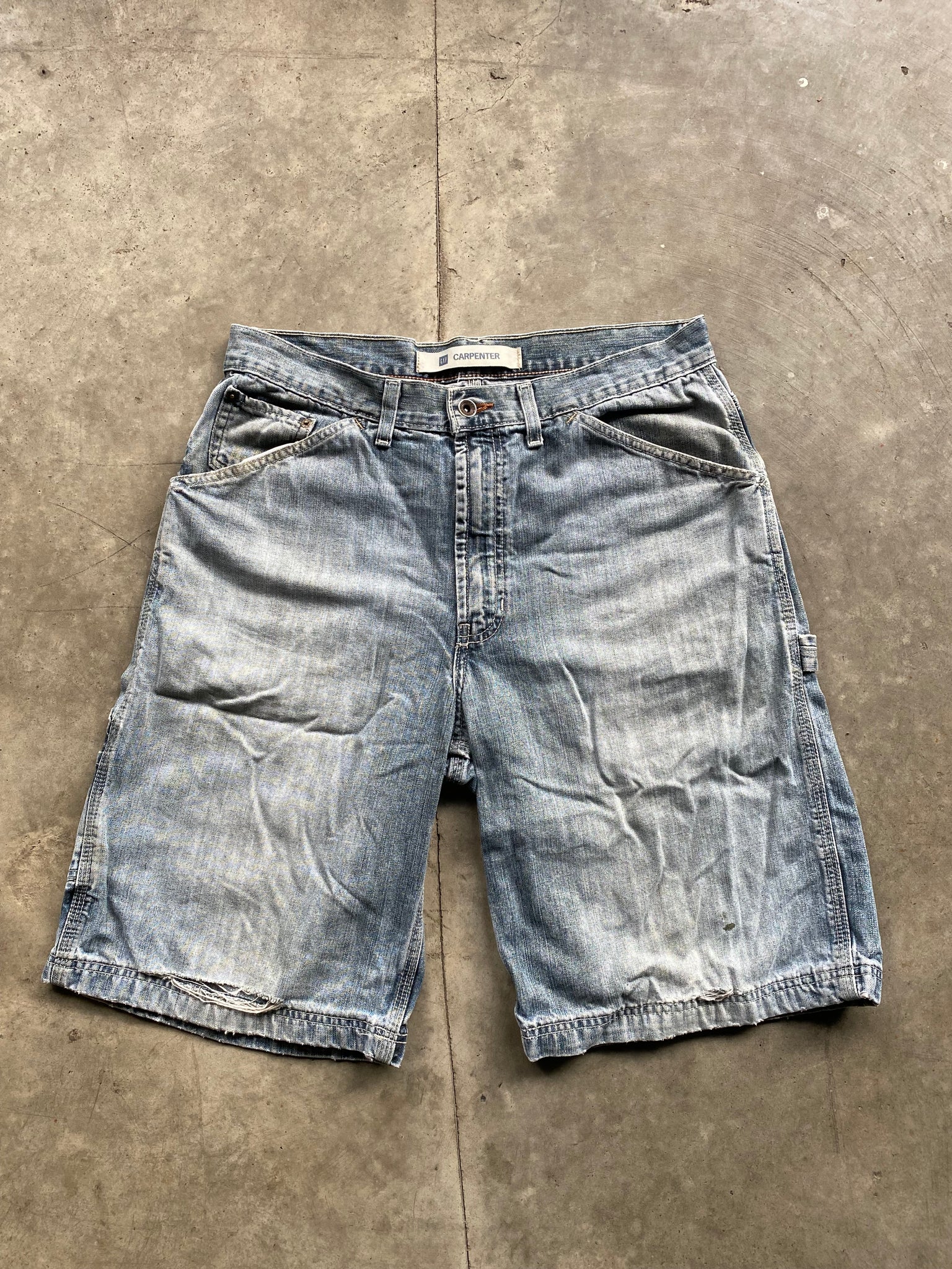 GAP CARPENTER JORTS / 34