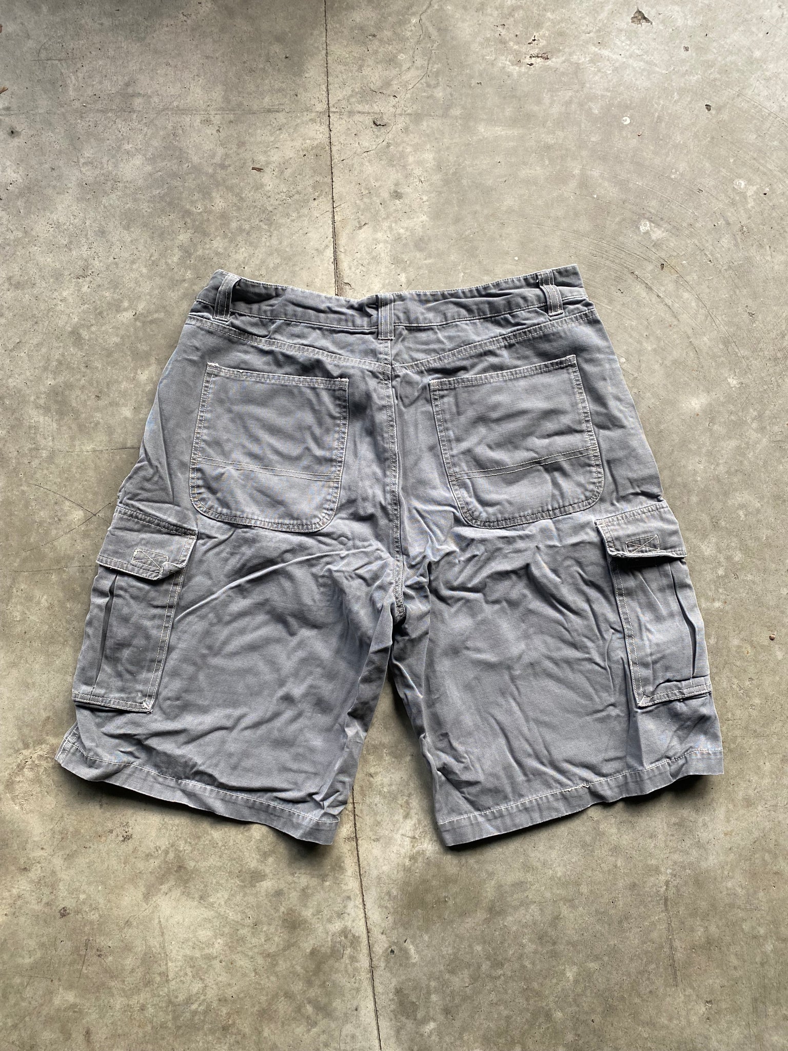 URBAN BLUES GREY CARGO SHORTS / 34