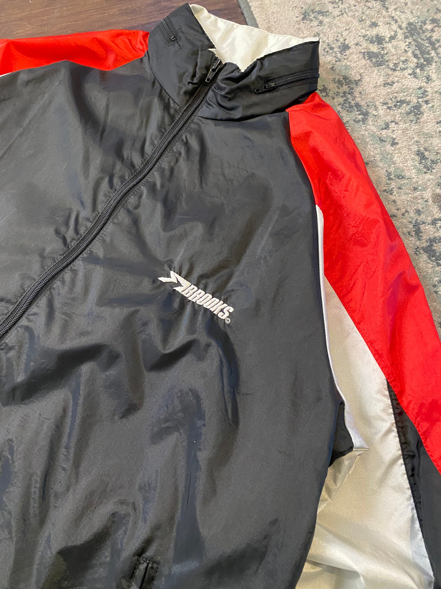 BROOKS VINTAGE WINDBREAKER / LARGE