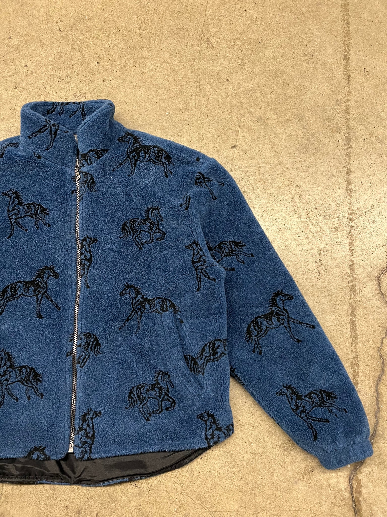 Tsunami horse zipup fleece / large