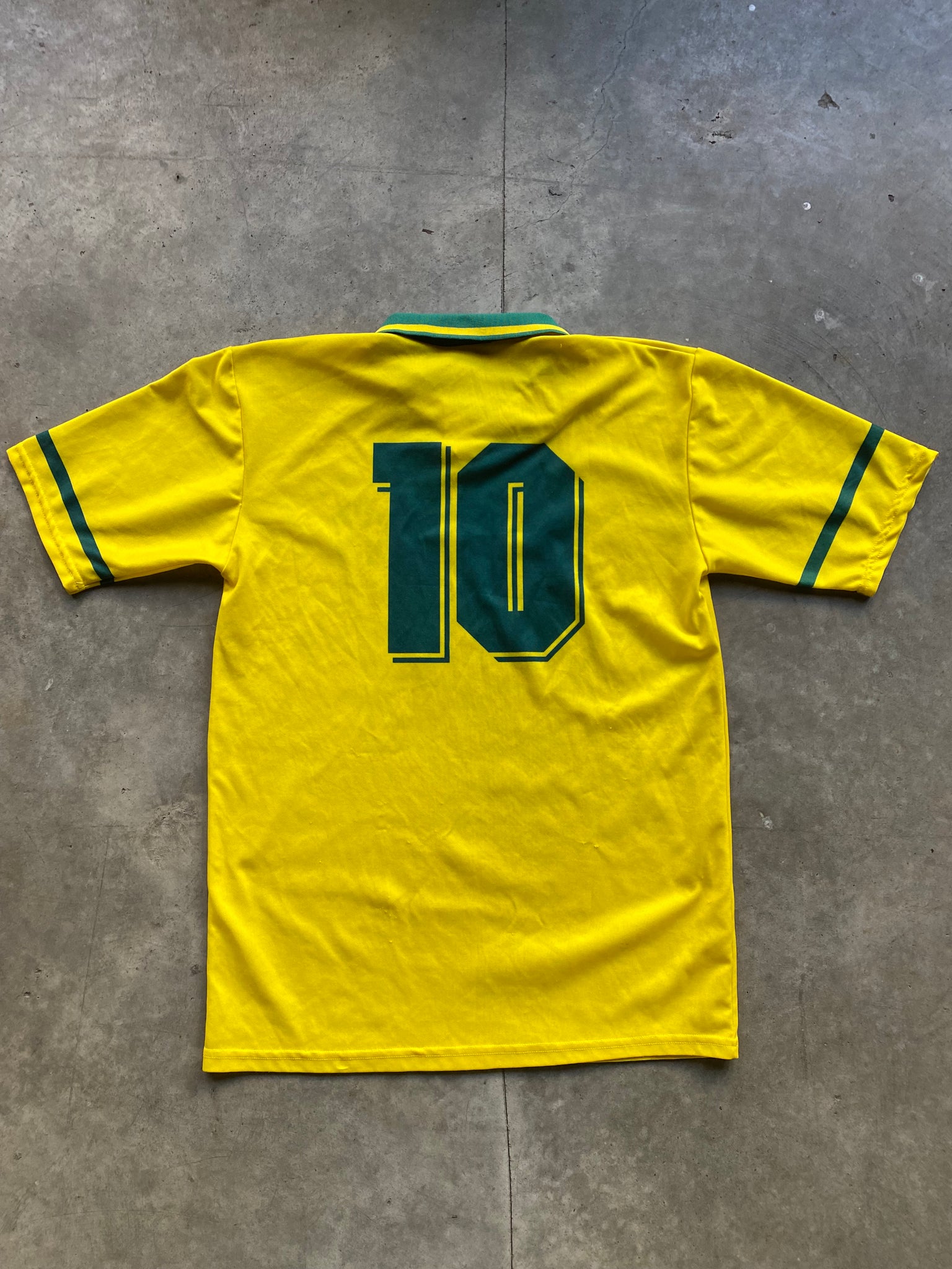 BRASIL COLLARED SOCCER KIT / LARGE