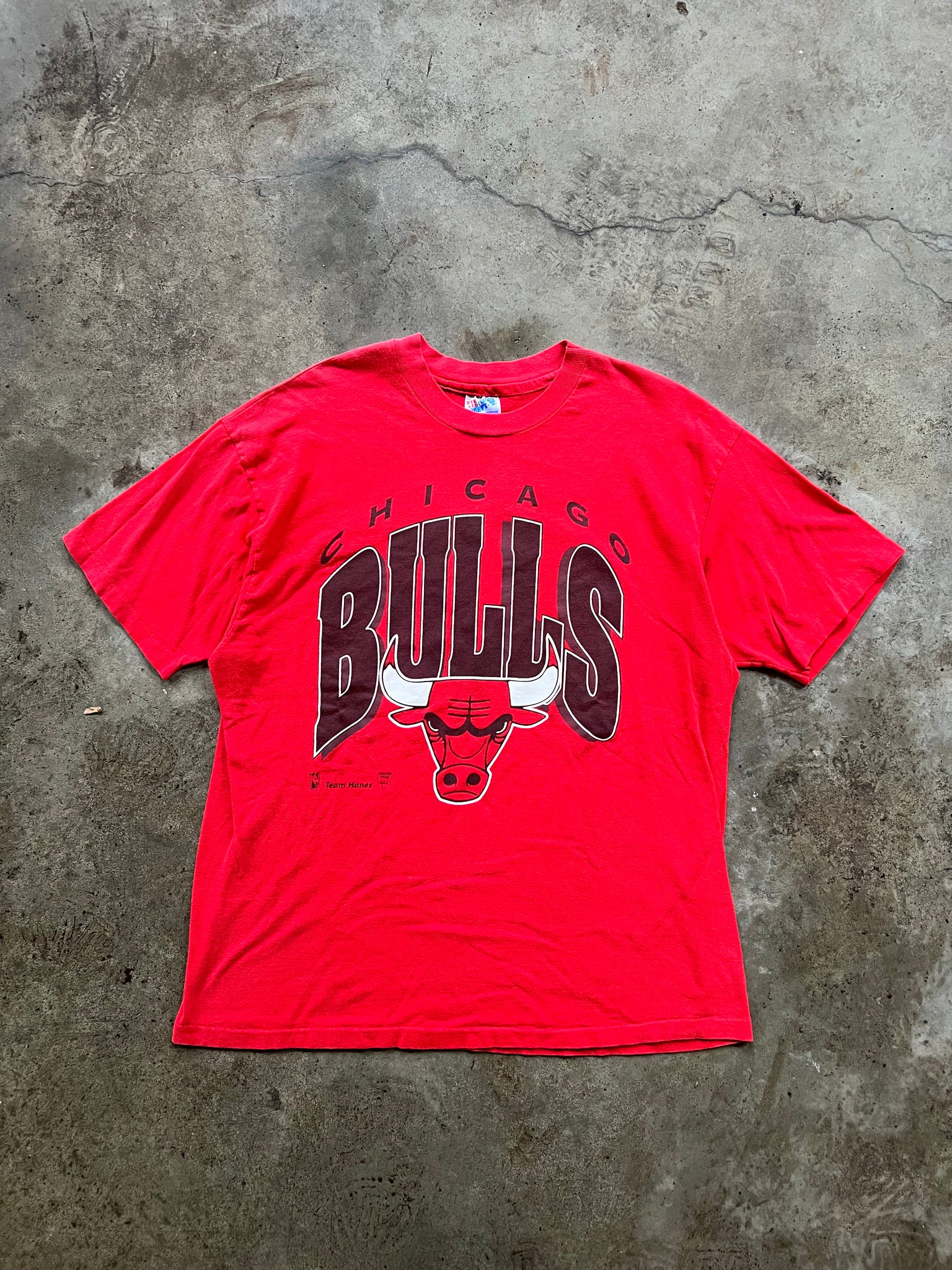 CHICAGO BULLS RED TEE / XLARGE