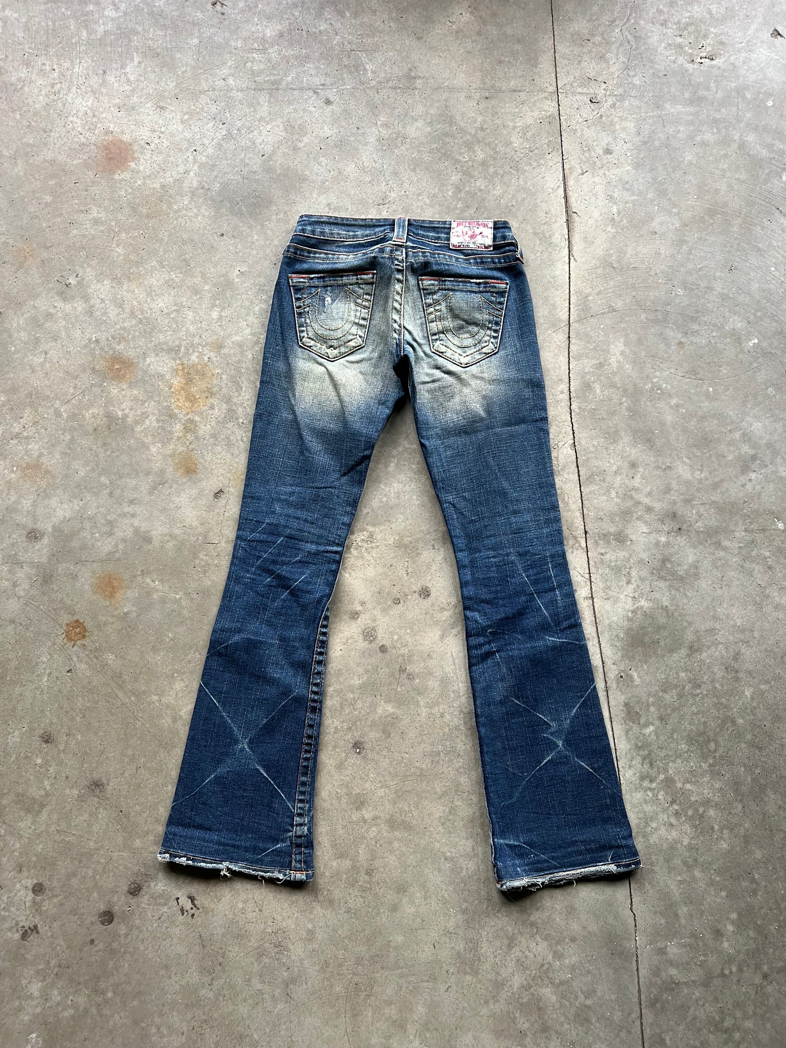 TRUE RELIGION DISTRESSED FLARED DENIM / 24