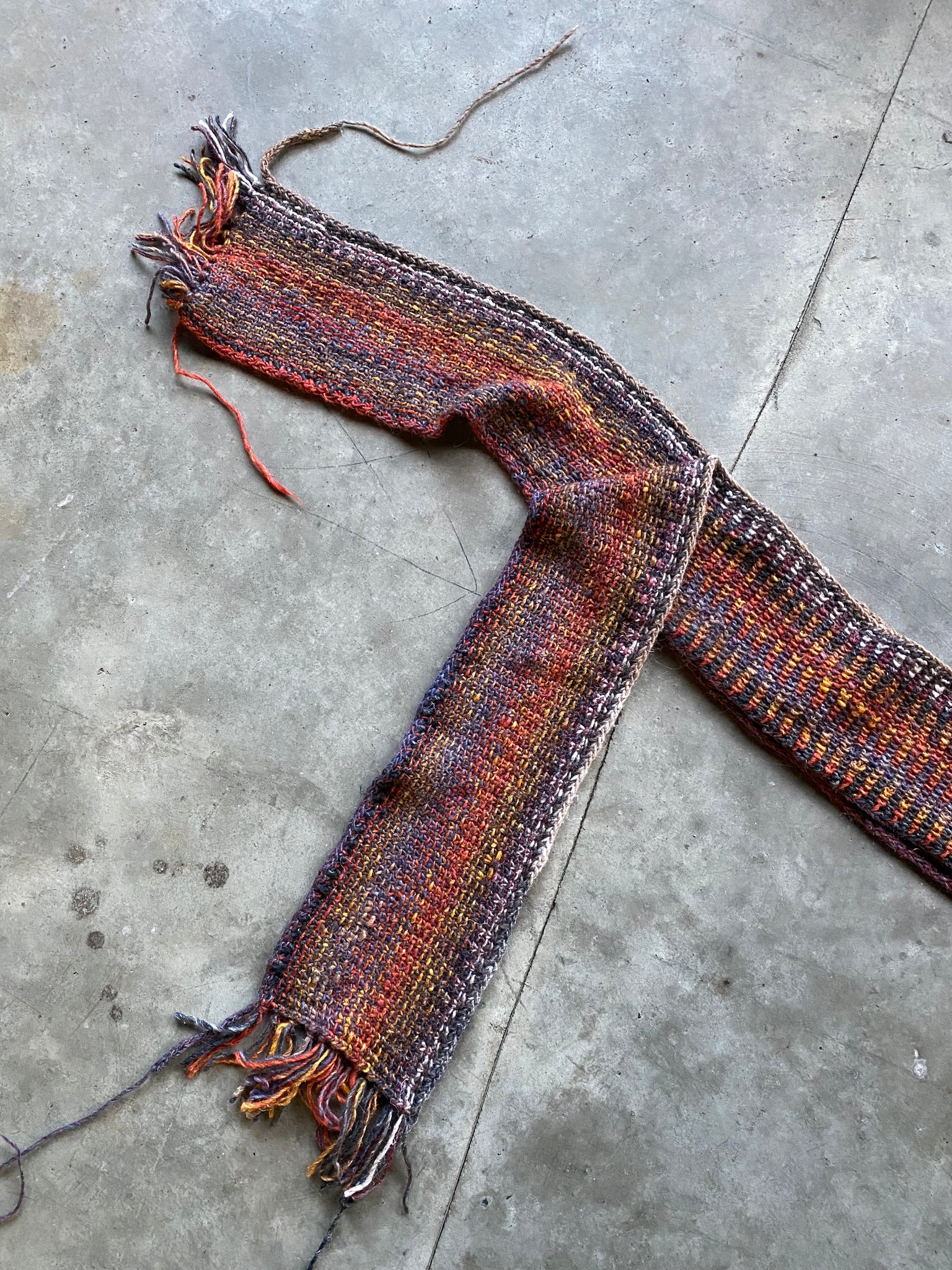 KNITTED SKINNY SCARF / ORANGE