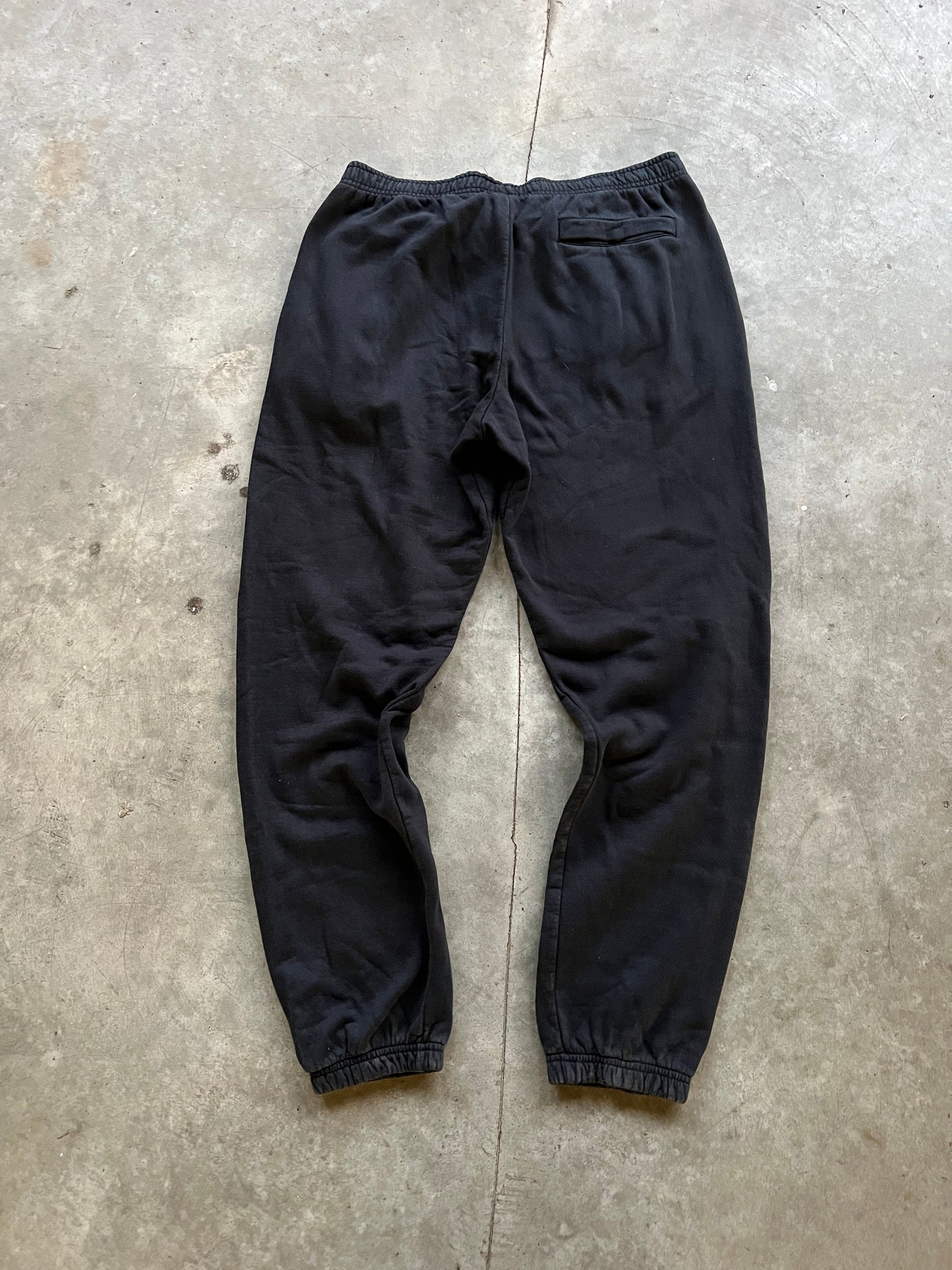 OVO CUFFED SWEATPANTS / LARGE