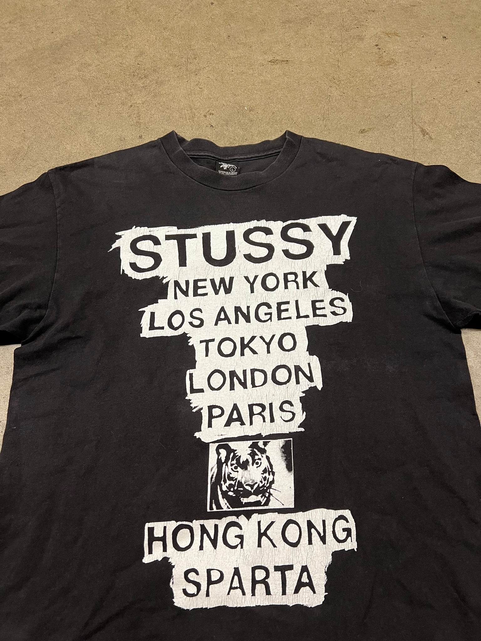 STUSSY CITIES BLACK TEE /  LARGE