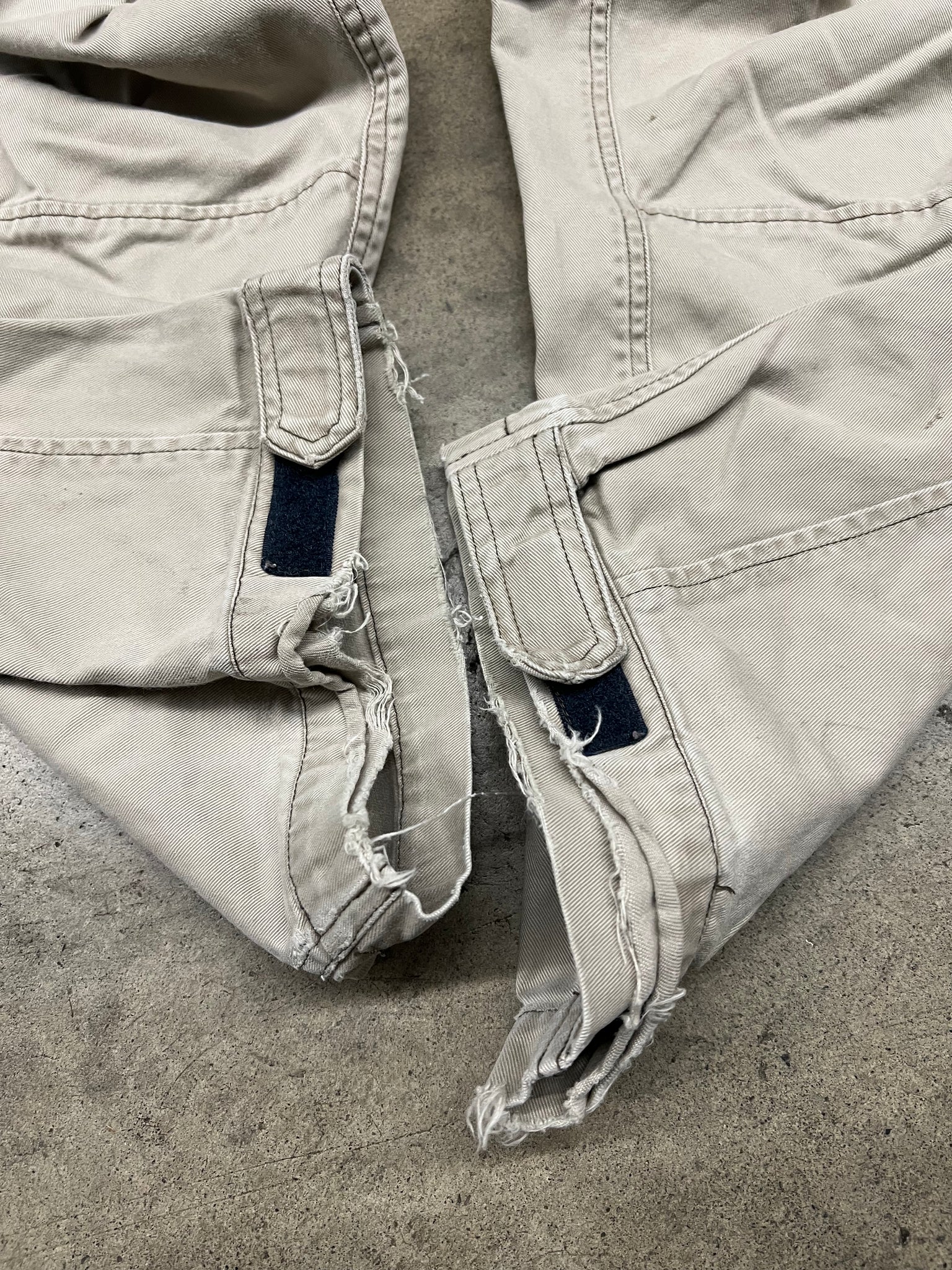 GRAVITY CARGO PANTS / 27x28