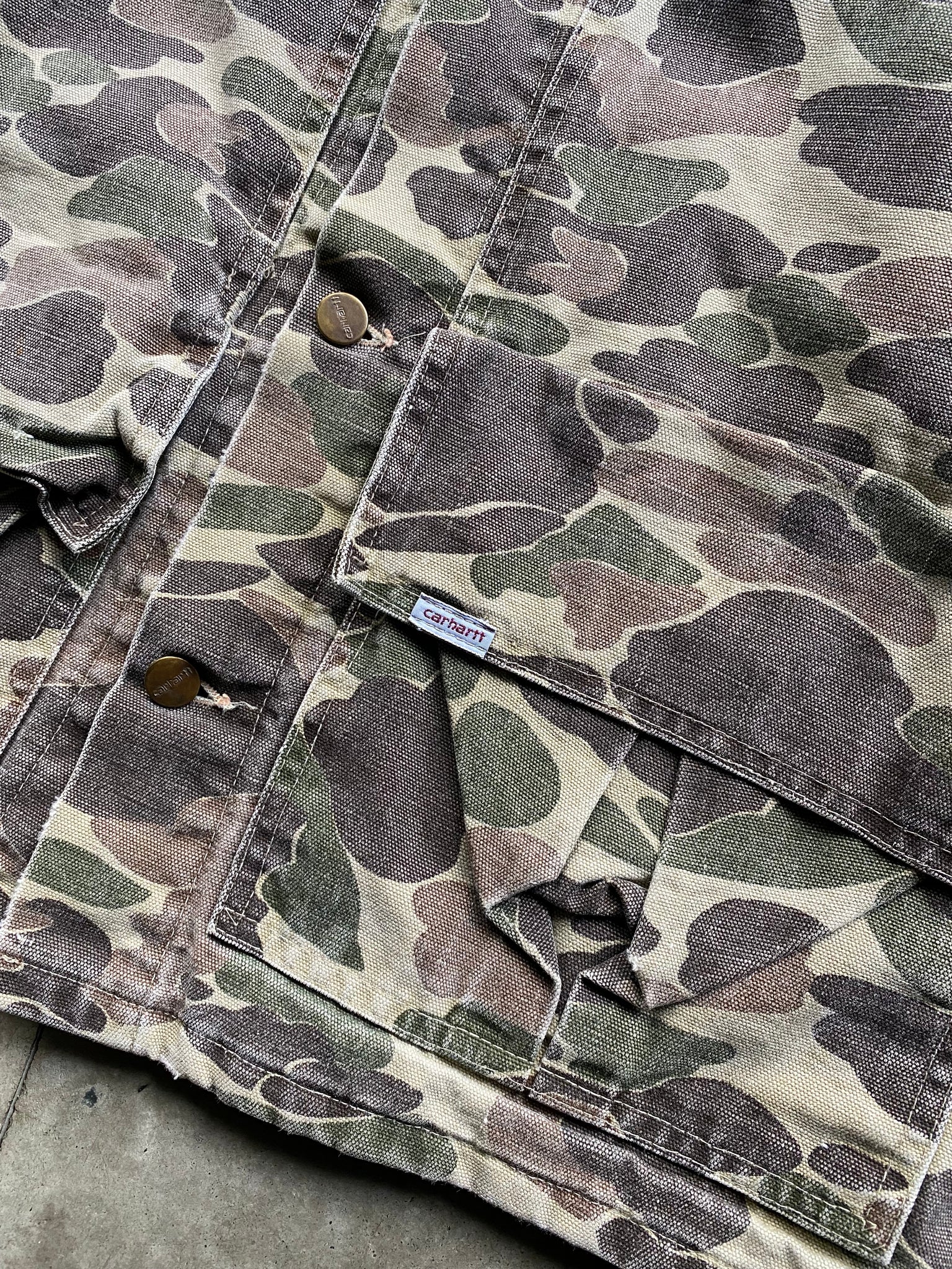 CARHARTT CAMO CHORE JACKET / MEDIUM