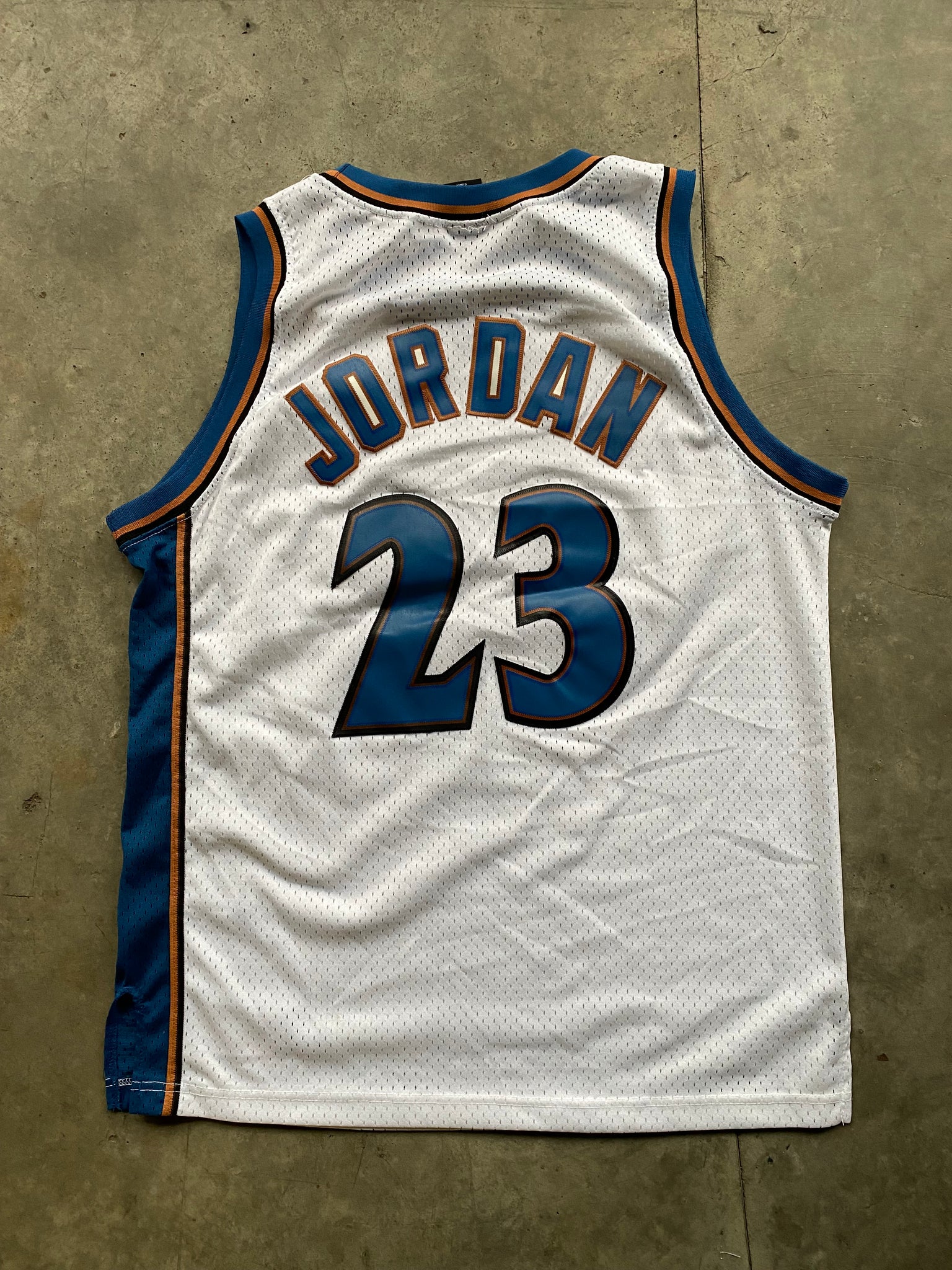 NIKE JORDAN WIZARDS JERSEY / LARGE