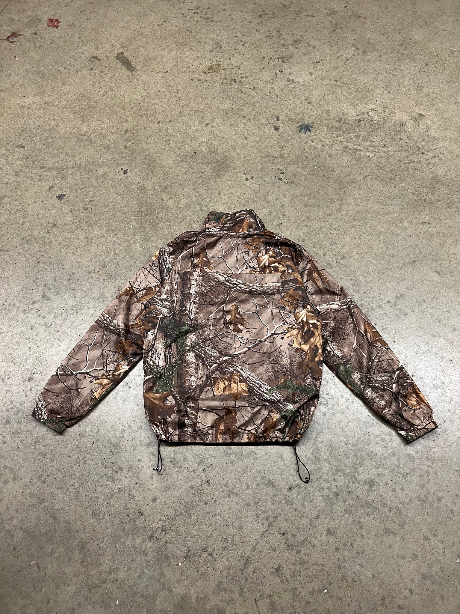 STUSSY MICRO-RIP REALTREE WINDBREAKER / LARGE