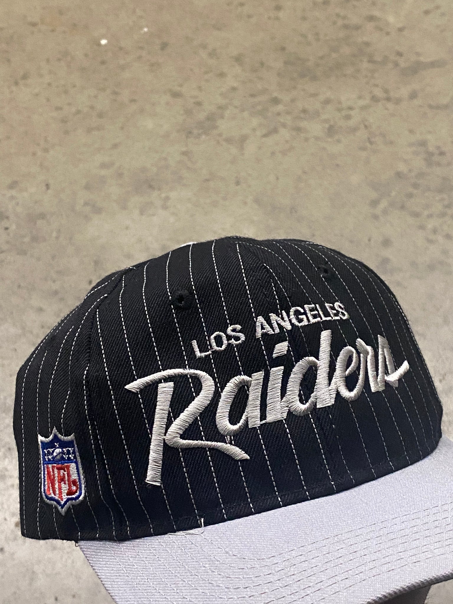 1990S LA RAIDERS PINSTRIPE DOUBLE LINE SNAPBACK