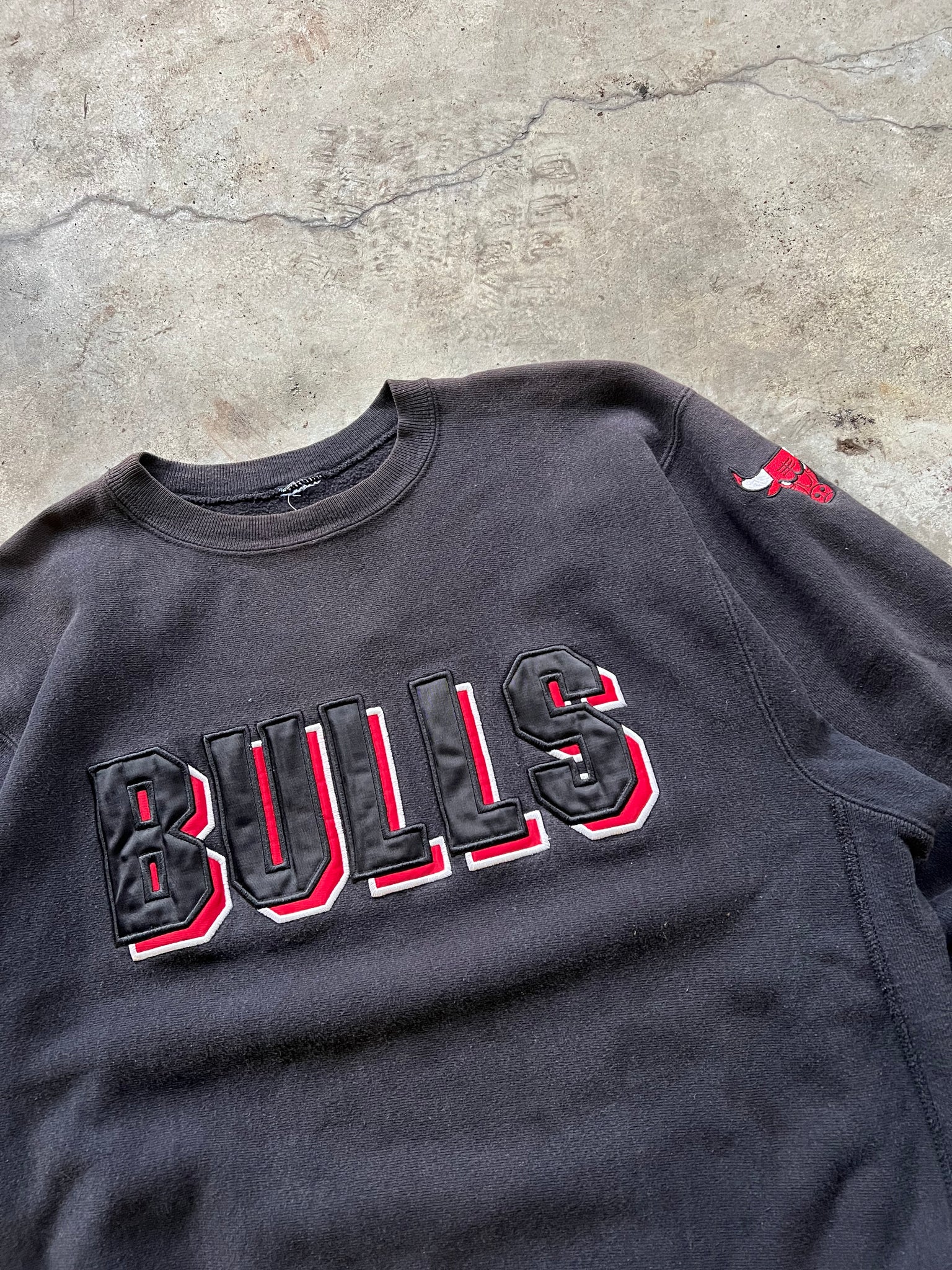 BULLS CHAMPION CREWNECK / LARGE