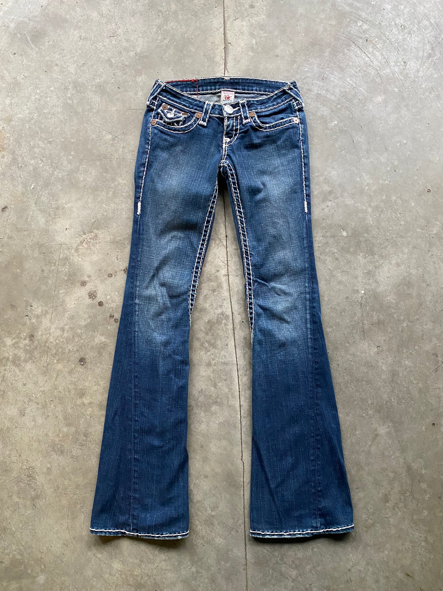 TRUE RELIGION Y2K FLARED DENIM / 25x34