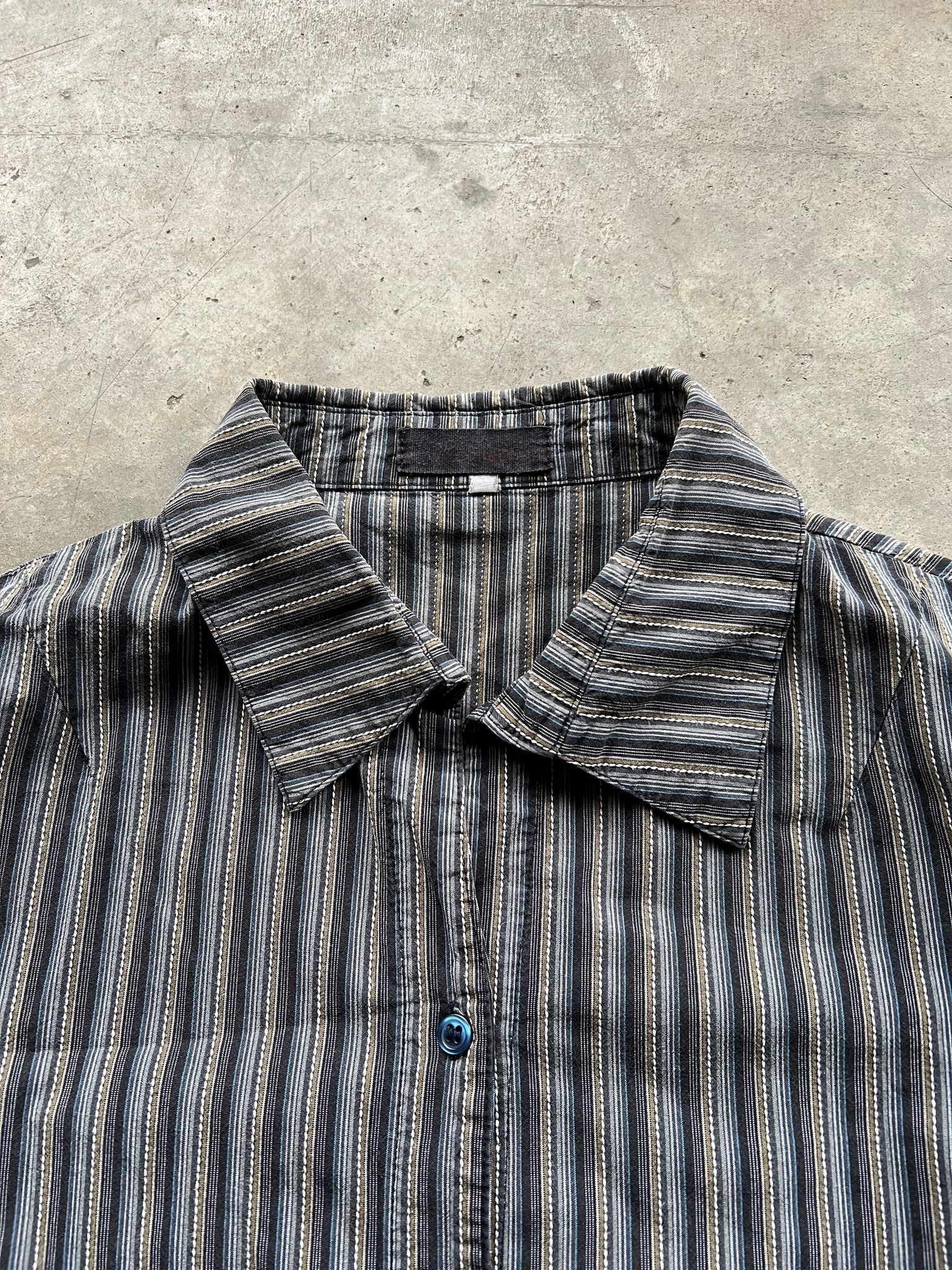 NAVY STRIPED BUTTON UP BLOUSE / LARGE