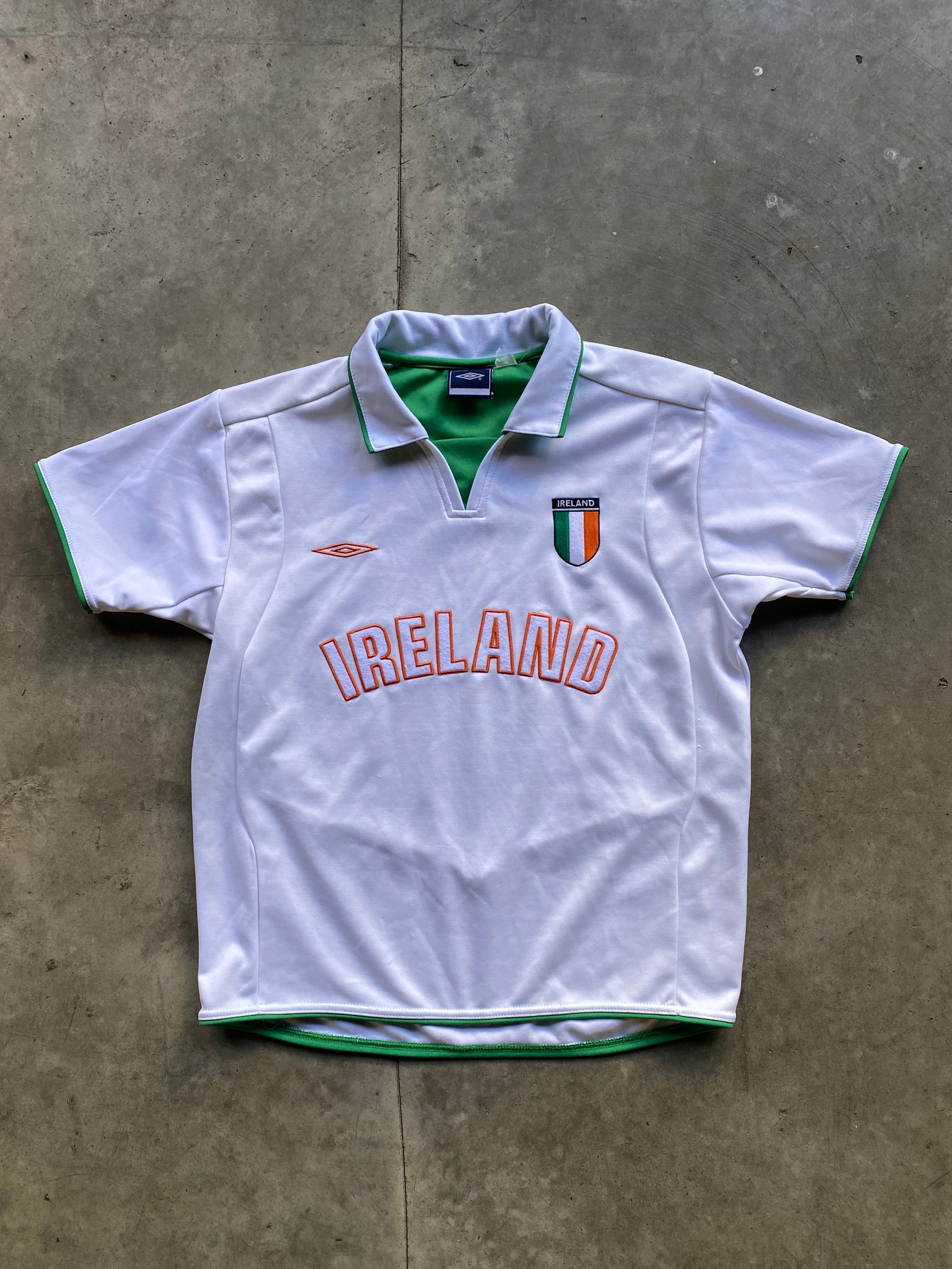 IRELAND COLLARED SOCCER KIT / SMALL