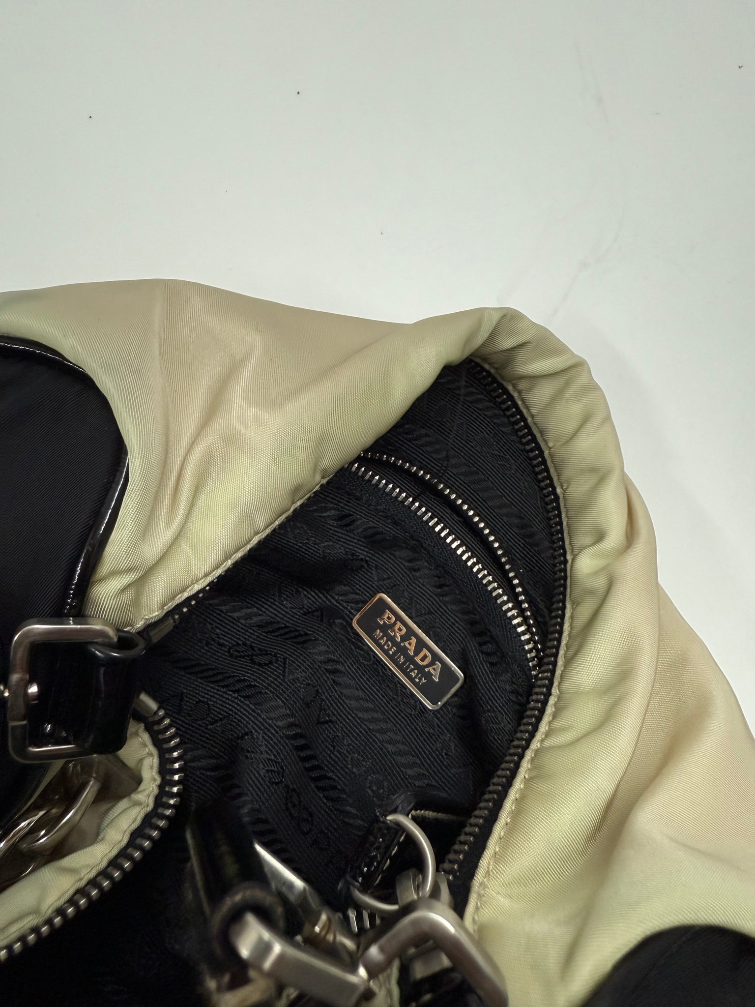 Prada nylon two toned bag / OS