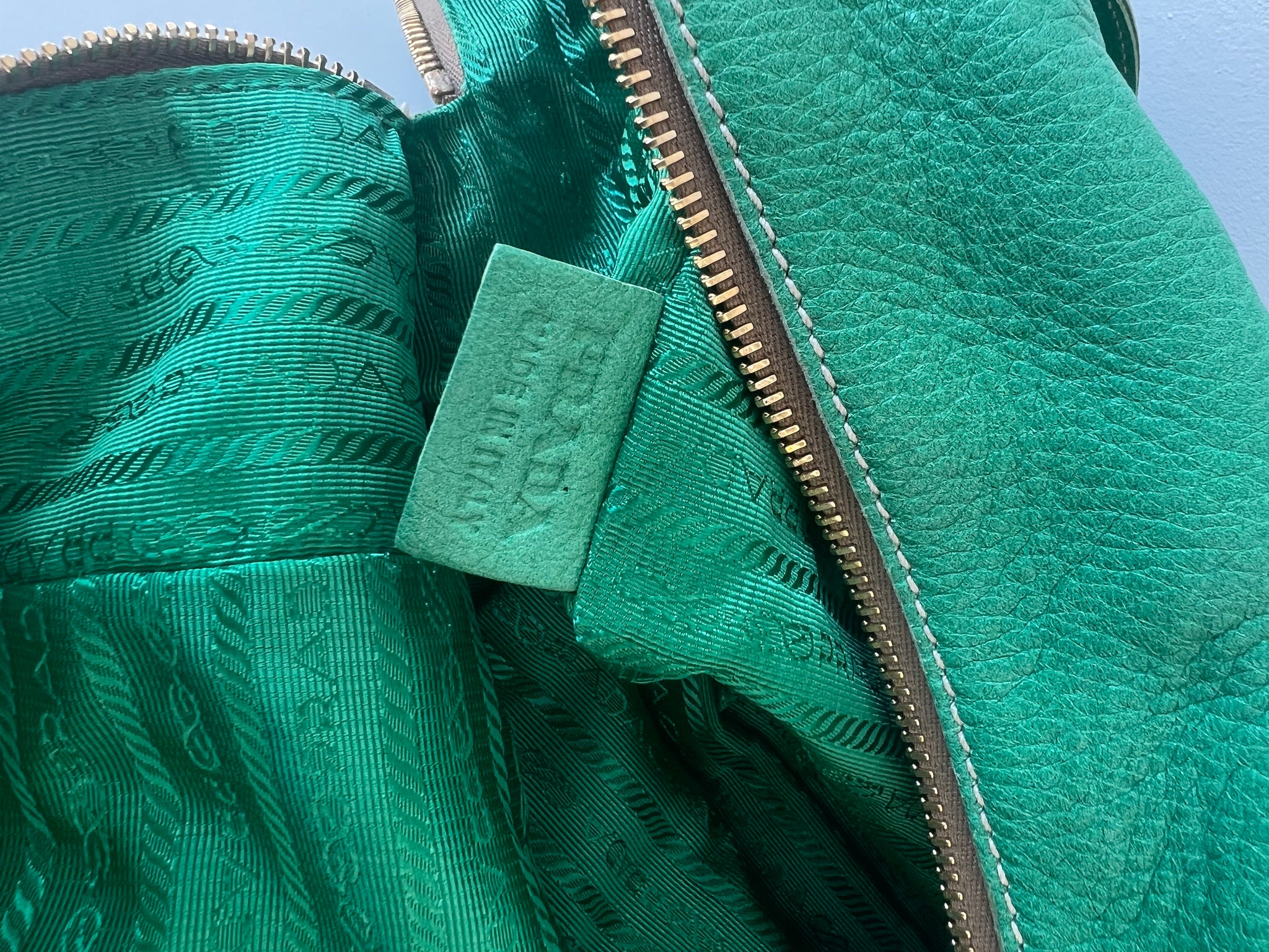 PRADA CERVO FOLDING BAG / GREEN