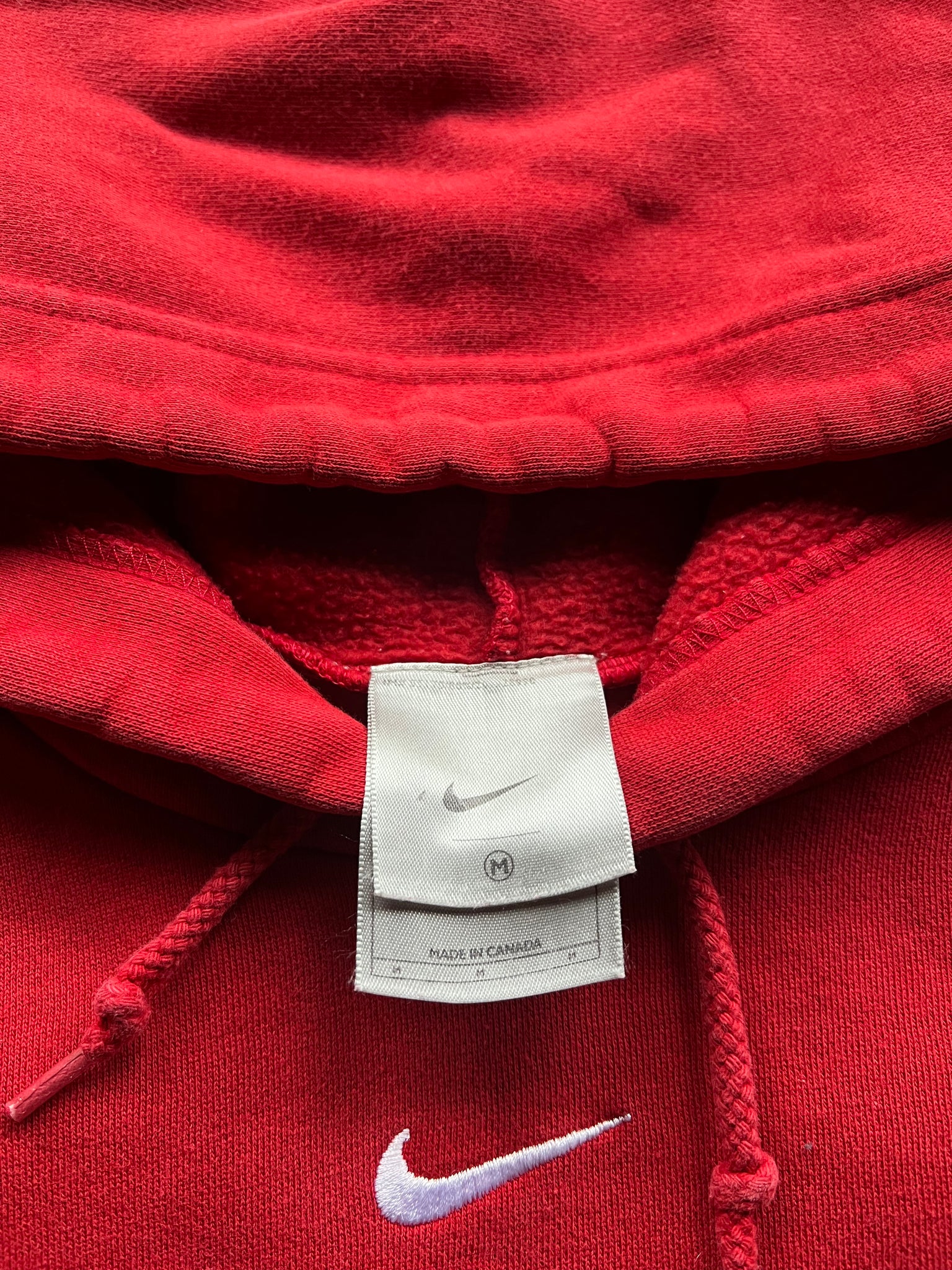 2000S NIKE RED MIDDLE SWOOSH HOODIE / MEDIUM