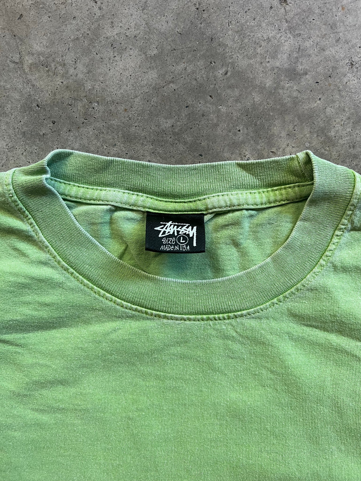 STUSSY GREEN SURFER TSHIRT / LARGE