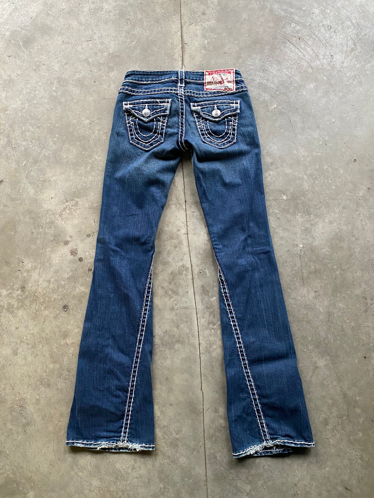 TRUE RELIGION Y2K FLARED DENIM / 25x34