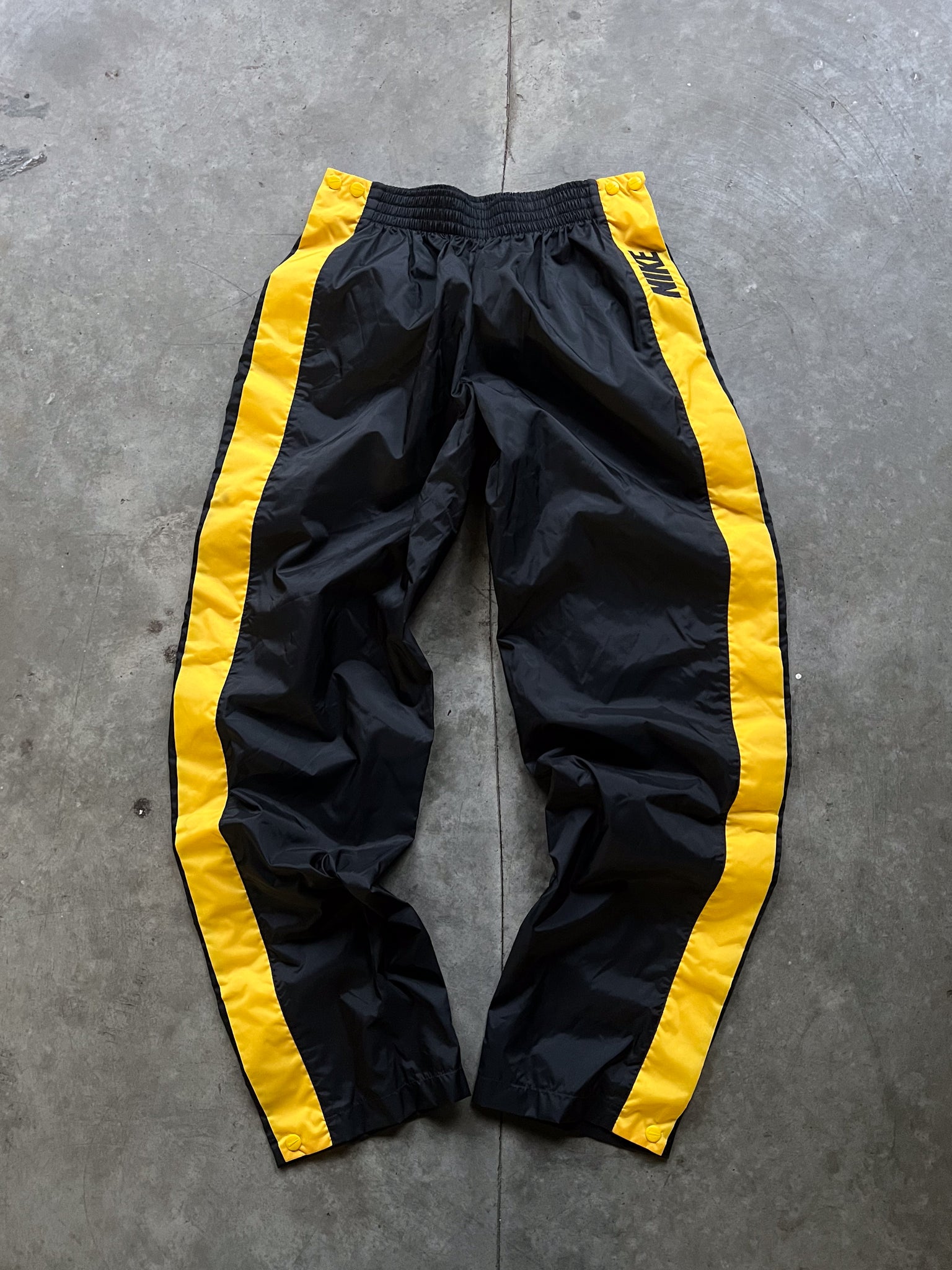 NIKE YELLOW TEARAWAY PANTS / 27X31.5