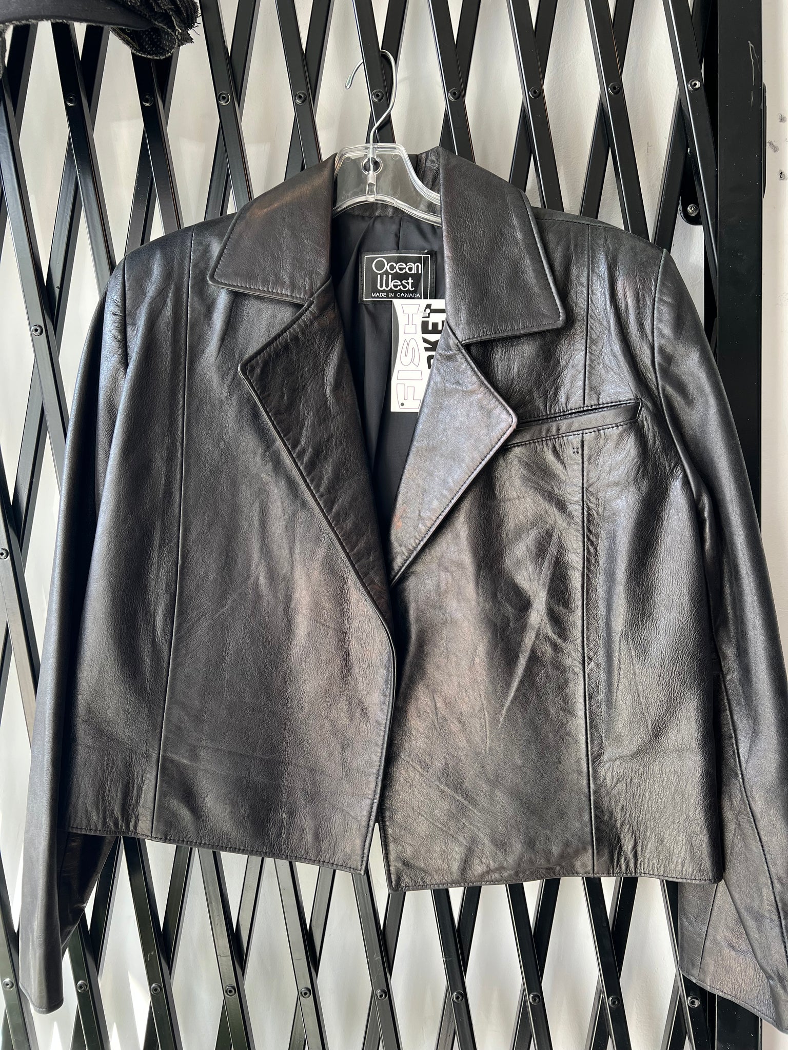 OCEAN WEST LEATHER CROPPED JACKET / LARGE