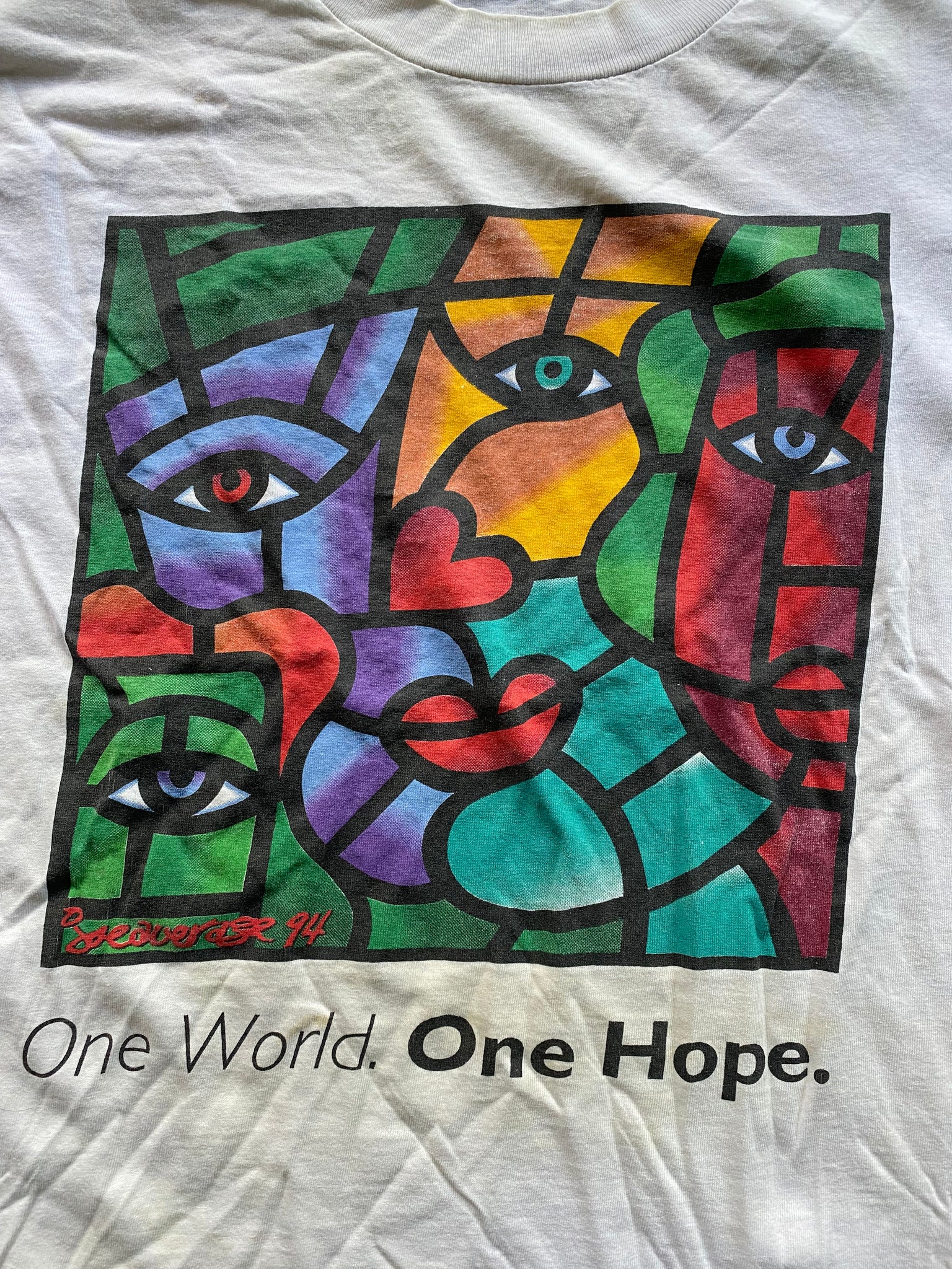 ONE WORLD ONE HOPE TSHIRT / LARGE