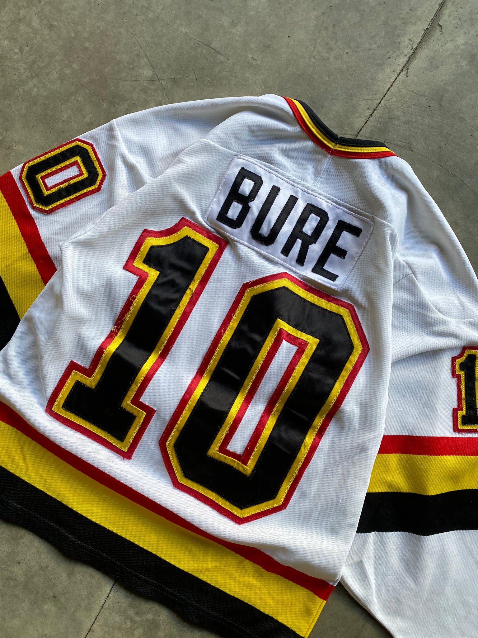 CANUCKS FLYING SKATE "BURE" JERSEY / SMALL