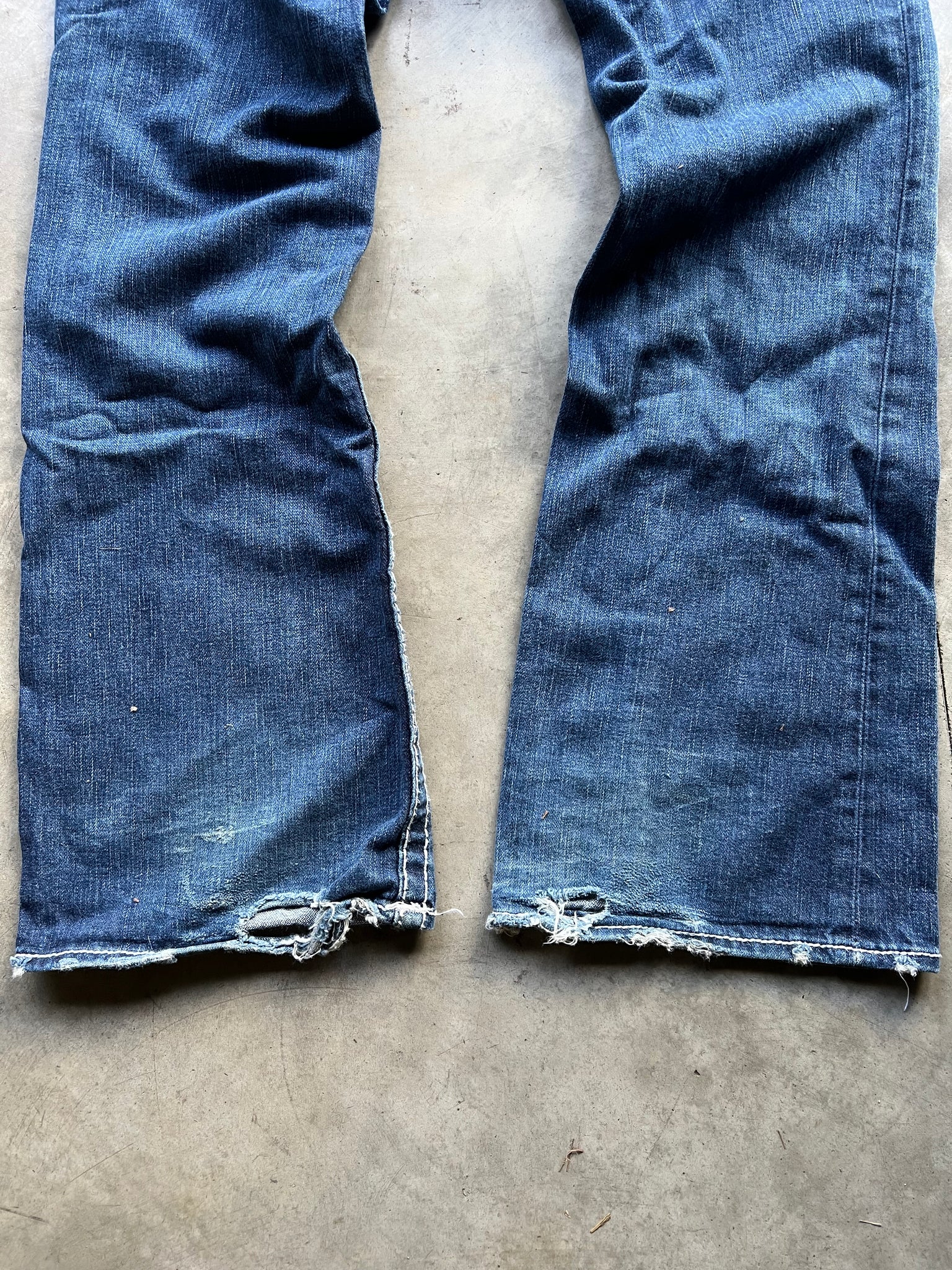 TRUE RELIGION DENIM / 31x33