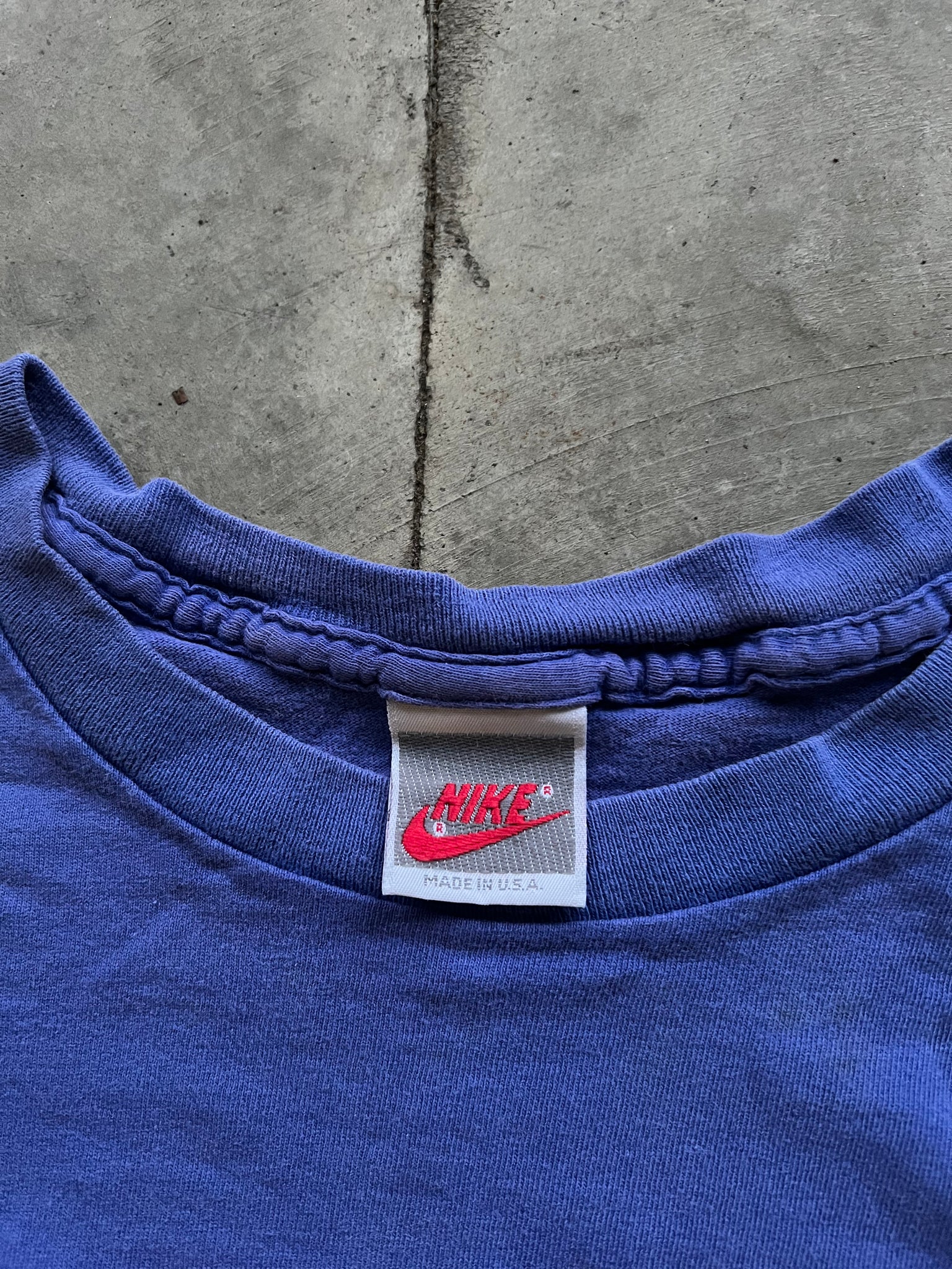 NIKE BLUE/PINK LOGO TSHIRT / LARGE