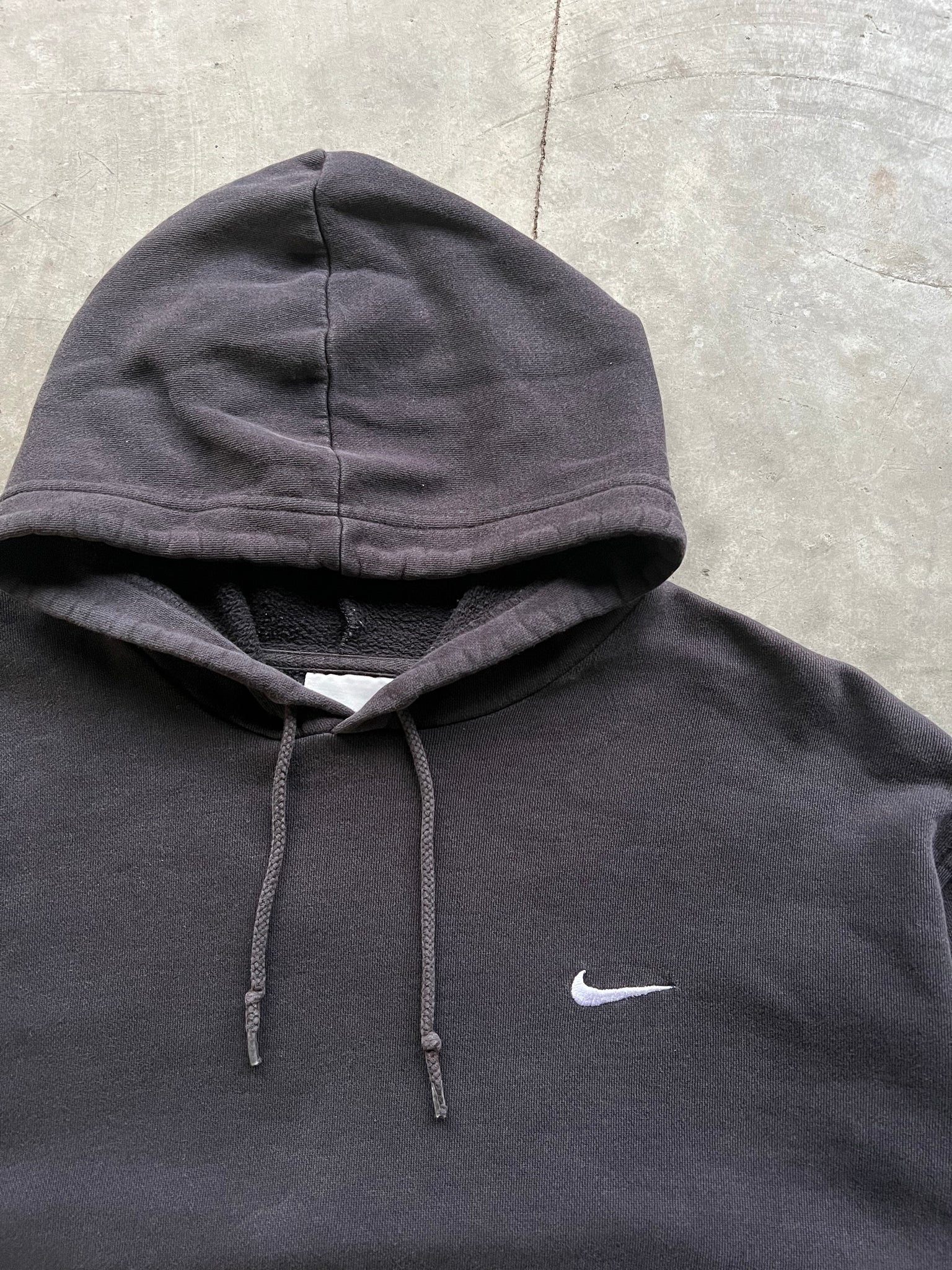 NIKE BLACK CHEST LOGO HOODIE / XLARGE