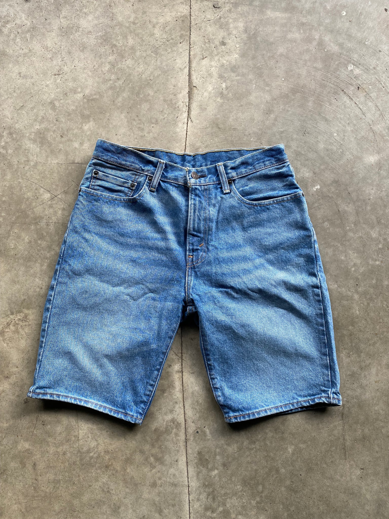 LEVIS 505 JORTS / 32