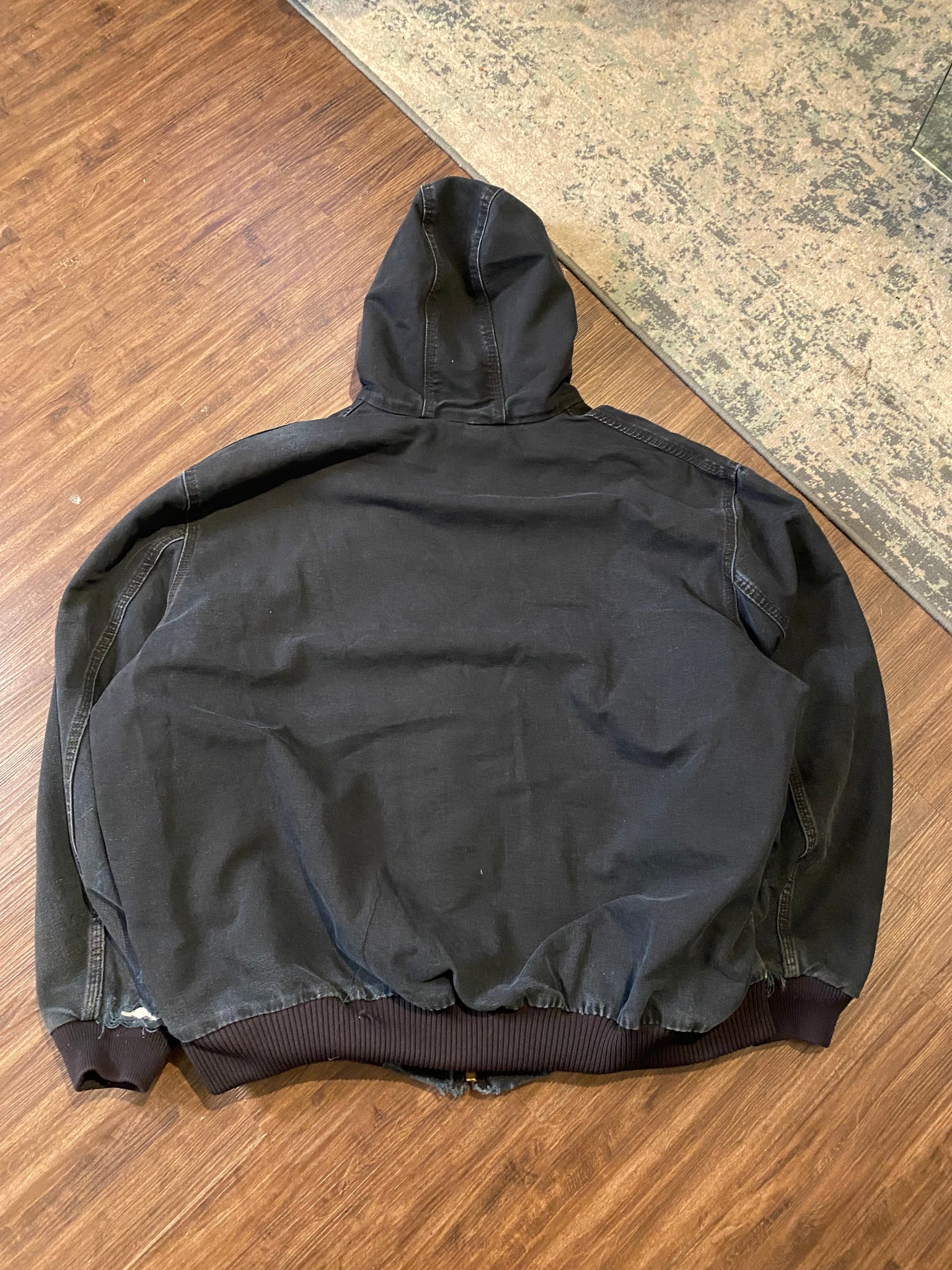 vintage black hooded carhartt jacket / xxxlarge